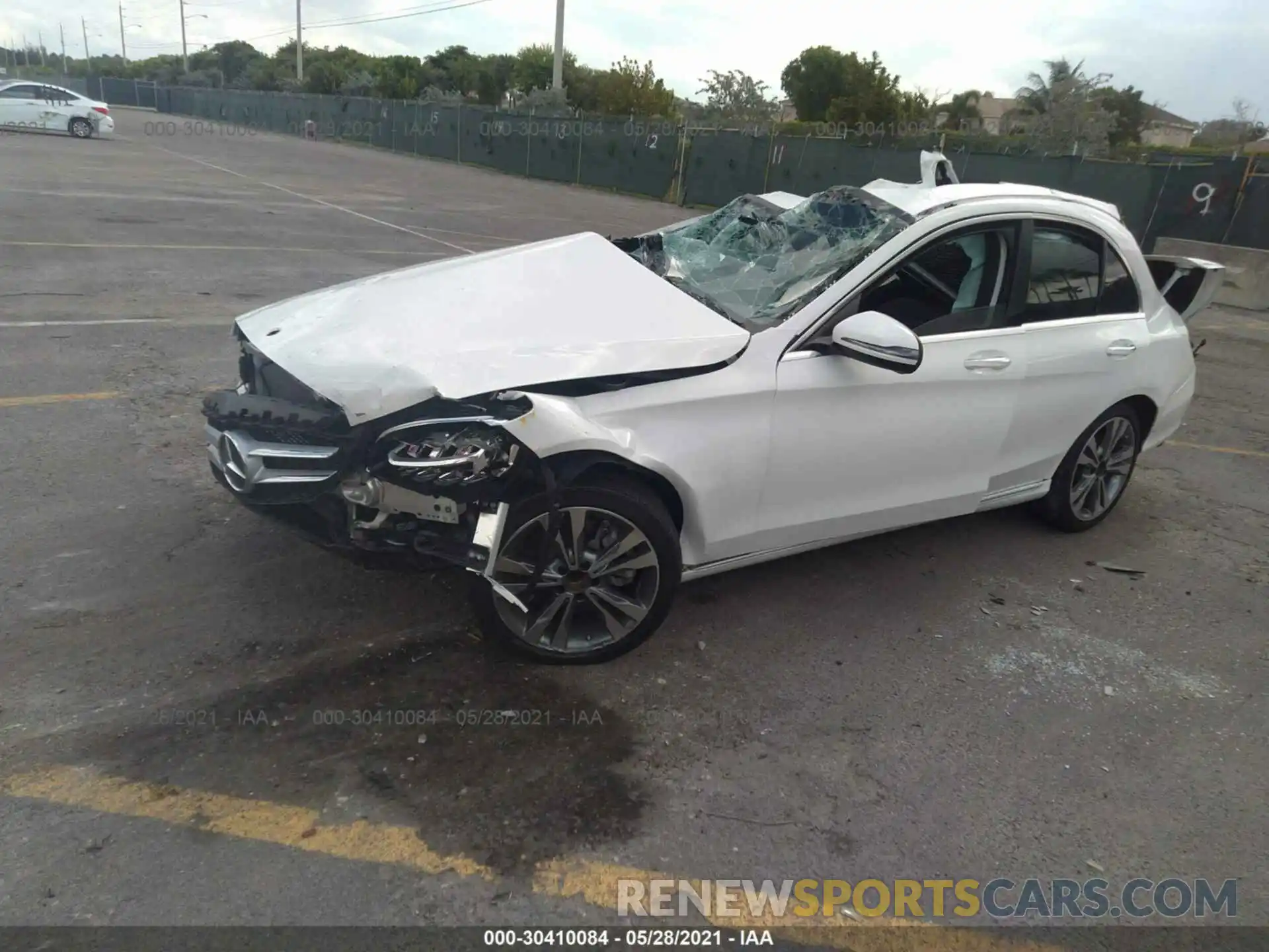 2 Photograph of a damaged car 55SWF8DBXKU311487 MERCEDES-BENZ C-CLASS 2019