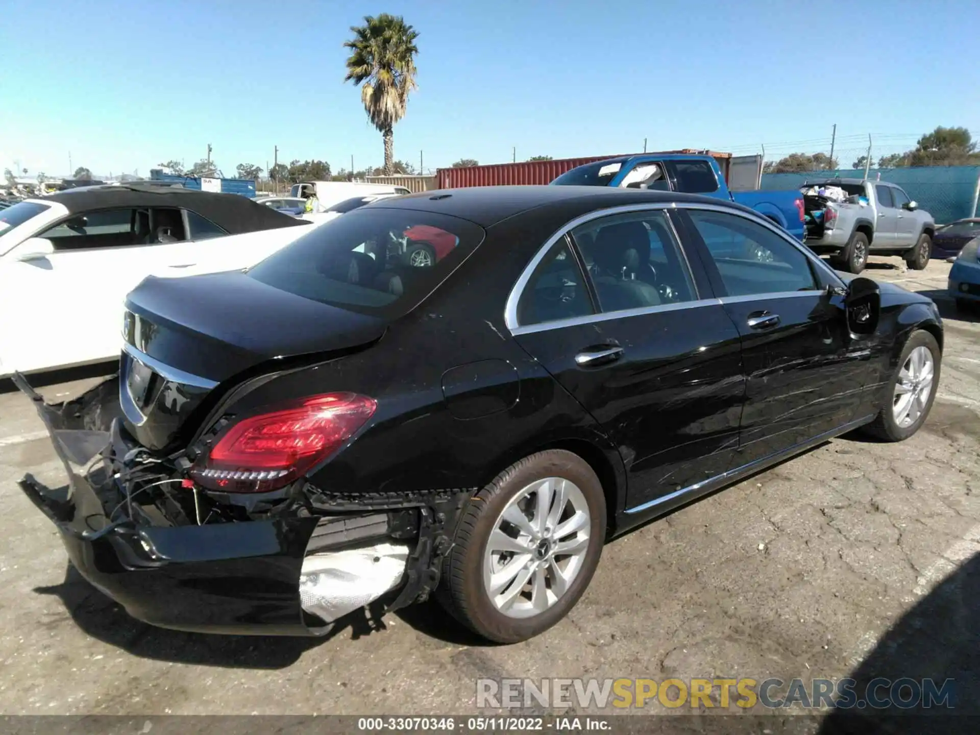 4 Photograph of a damaged car 55SWF8DBXKU315331 MERCEDES-BENZ C-CLASS 2019