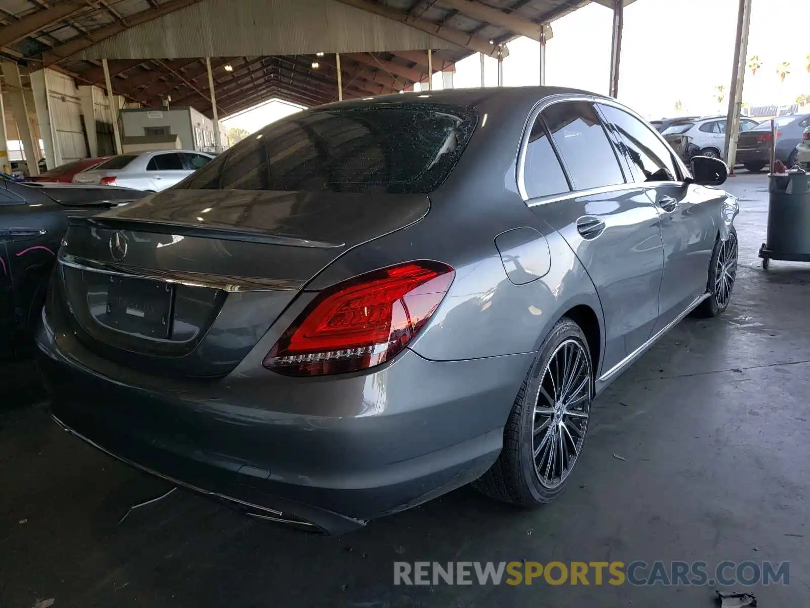 4 Photograph of a damaged car 55SWF8DBXKU322408 MERCEDES-BENZ C-CLASS 2019