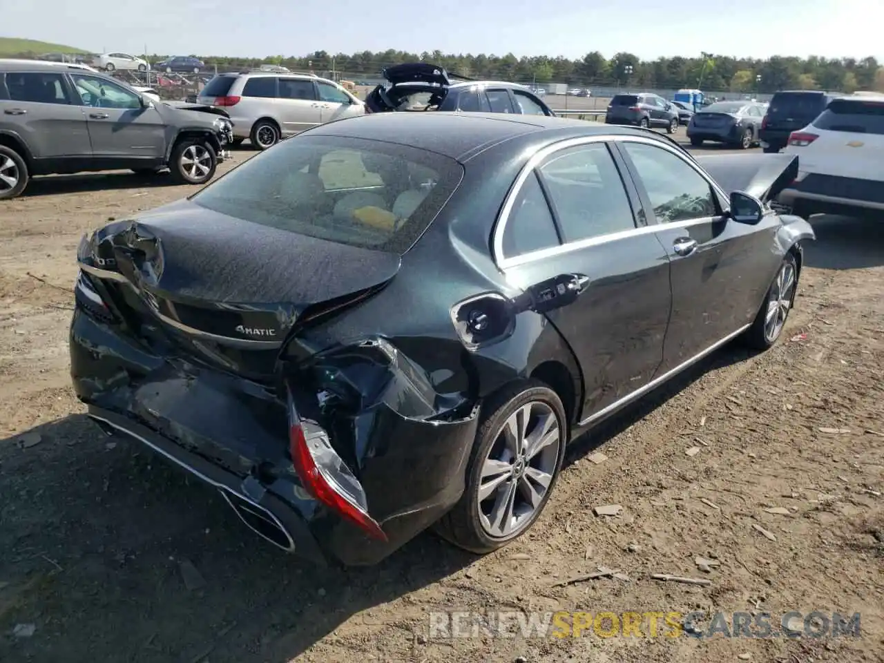 4 Photograph of a damaged car 55SWF8EB0KU286159 MERCEDES-BENZ C-CLASS 2019