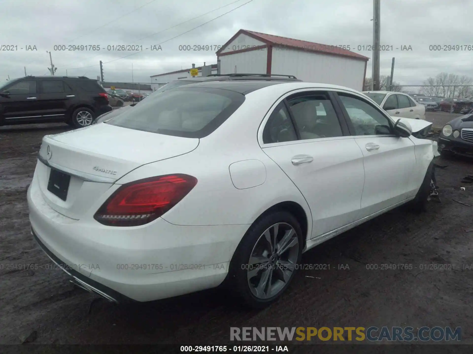 4 Photograph of a damaged car 55SWF8EB0KU288994 MERCEDES-BENZ C-CLASS 2019