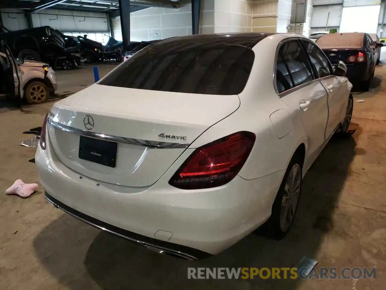 4 Photograph of a damaged car 55SWF8EB0KU291474 MERCEDES-BENZ C-CLASS 2019