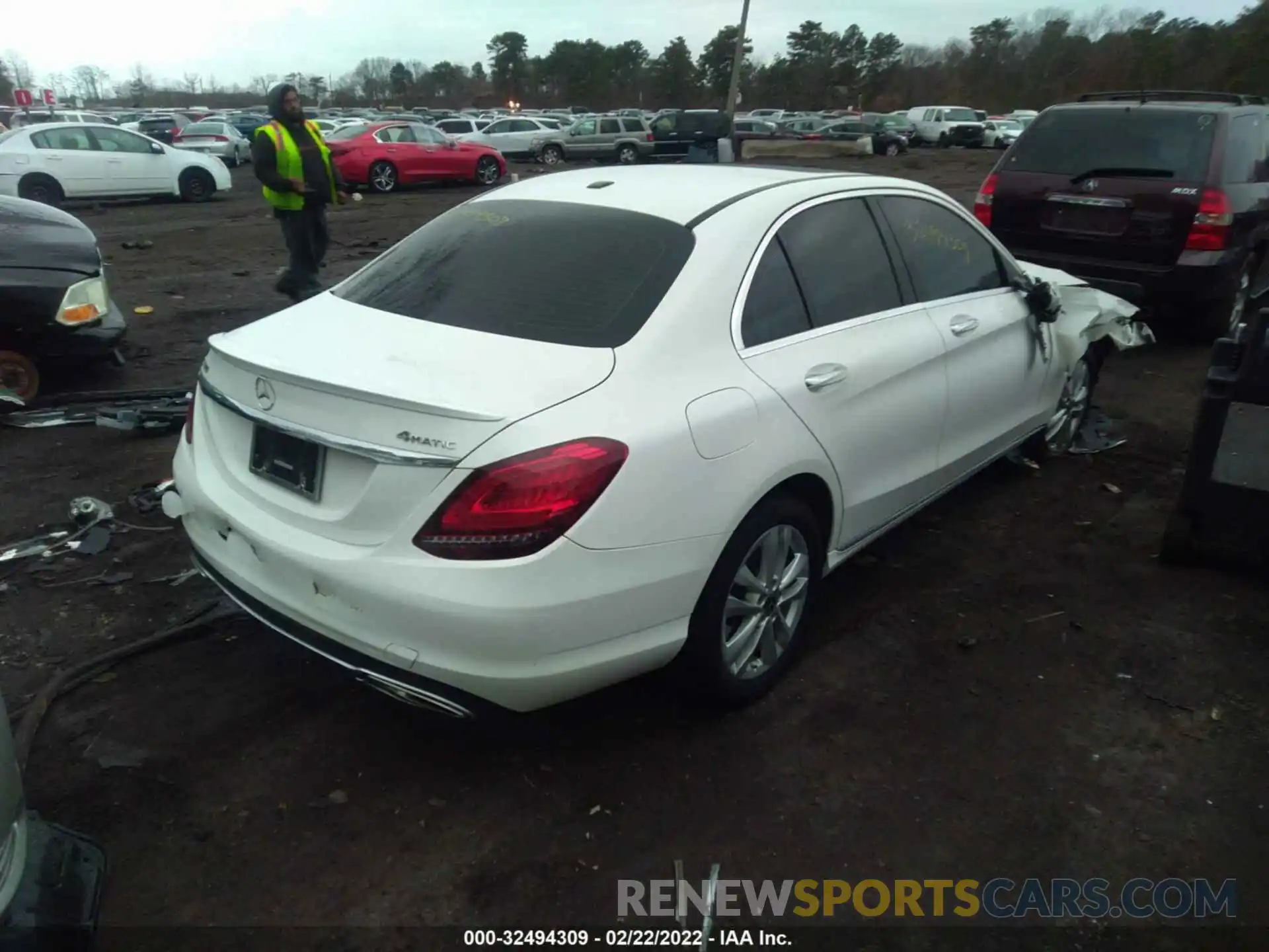 4 Photograph of a damaged car 55SWF8EB0KU299428 MERCEDES-BENZ C-CLASS 2019