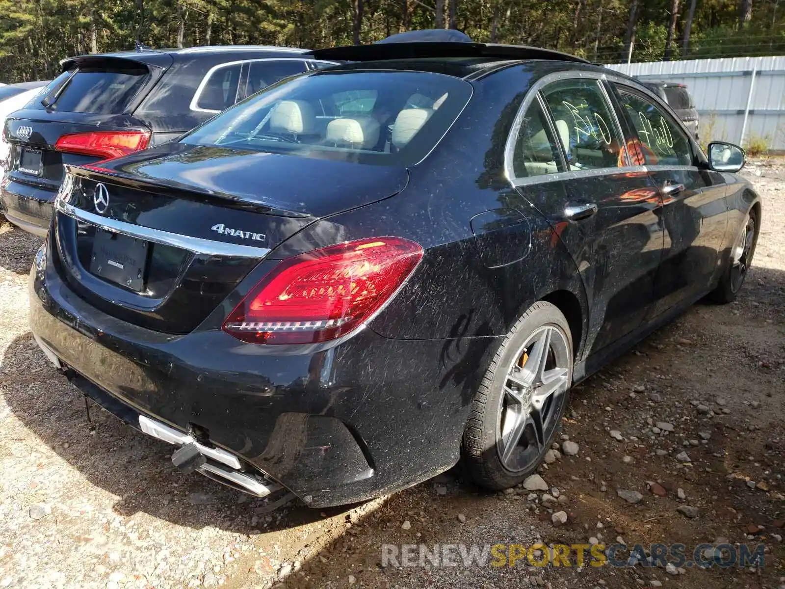 4 Photograph of a damaged car 55SWF8EB0KU301520 MERCEDES-BENZ C-CLASS 2019