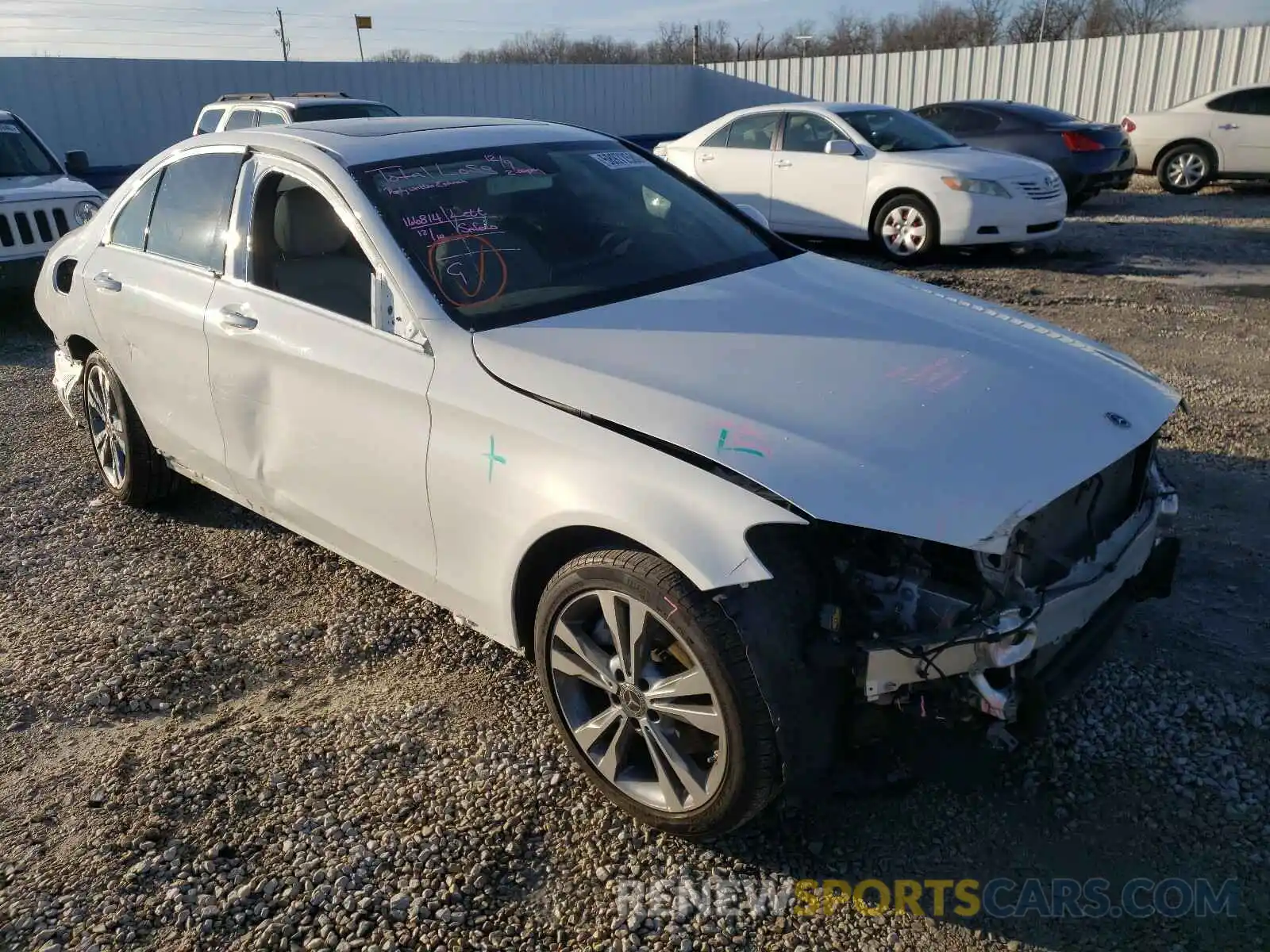 1 Photograph of a damaged car 55SWF8EB0KU302179 MERCEDES-BENZ C-CLASS 2019