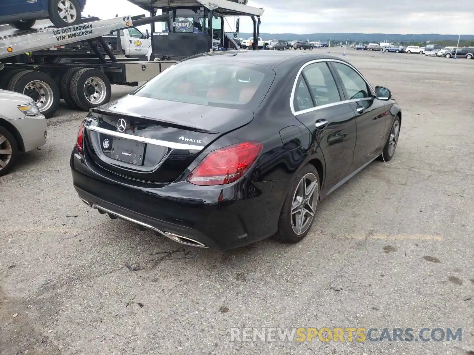 4 Photograph of a damaged car 55SWF8EB0KU306569 MERCEDES-BENZ C-CLASS 2019