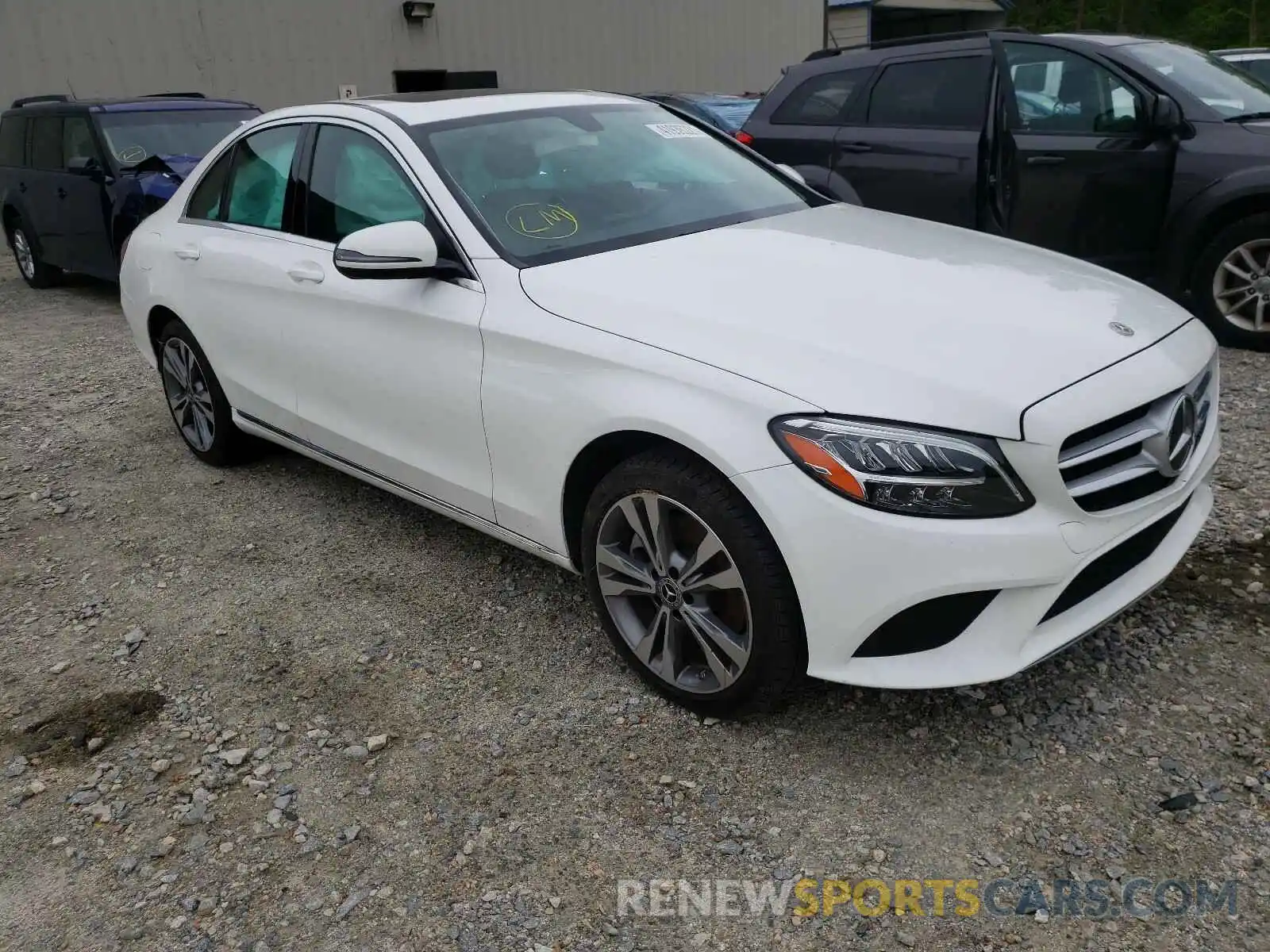 1 Photograph of a damaged car 55SWF8EB0KU307379 MERCEDES-BENZ C CLASS 2019