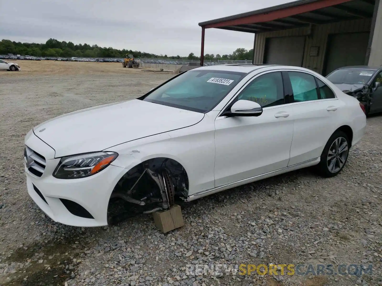 2 Photograph of a damaged car 55SWF8EB0KU307379 MERCEDES-BENZ C CLASS 2019