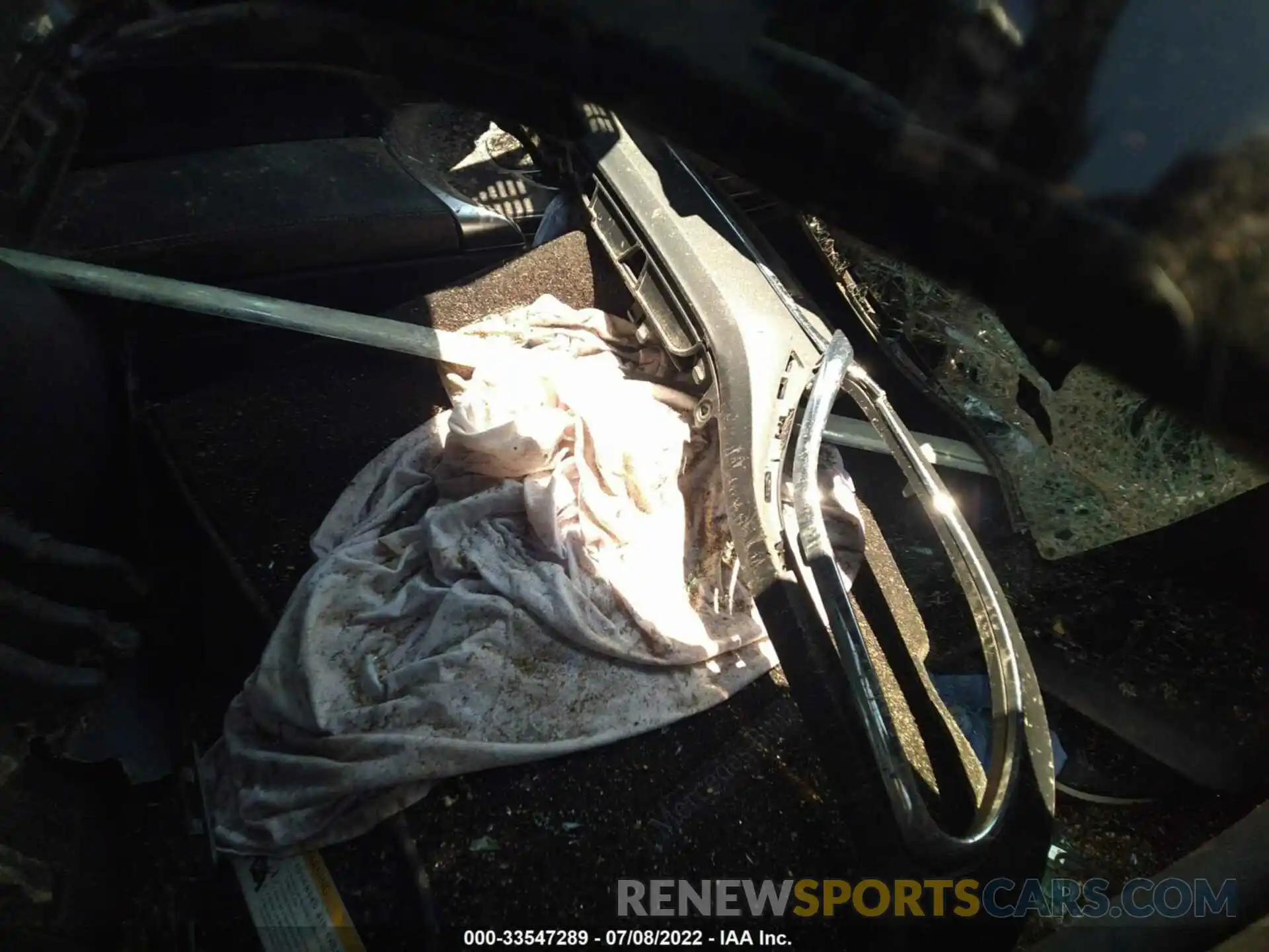 5 Photograph of a damaged car 55SWF8EB0KU307463 MERCEDES-BENZ C-CLASS 2019