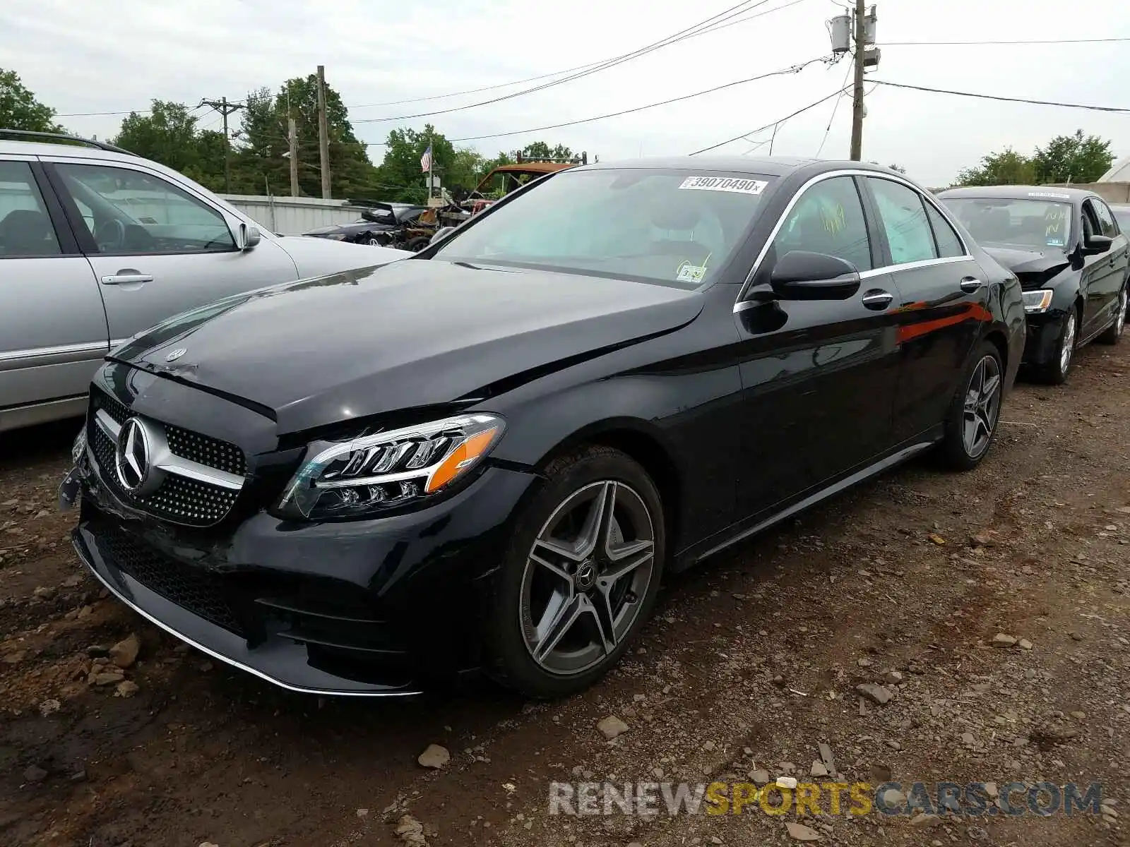 2 Photograph of a damaged car 55SWF8EB0KU313246 MERCEDES-BENZ C CLASS 2019