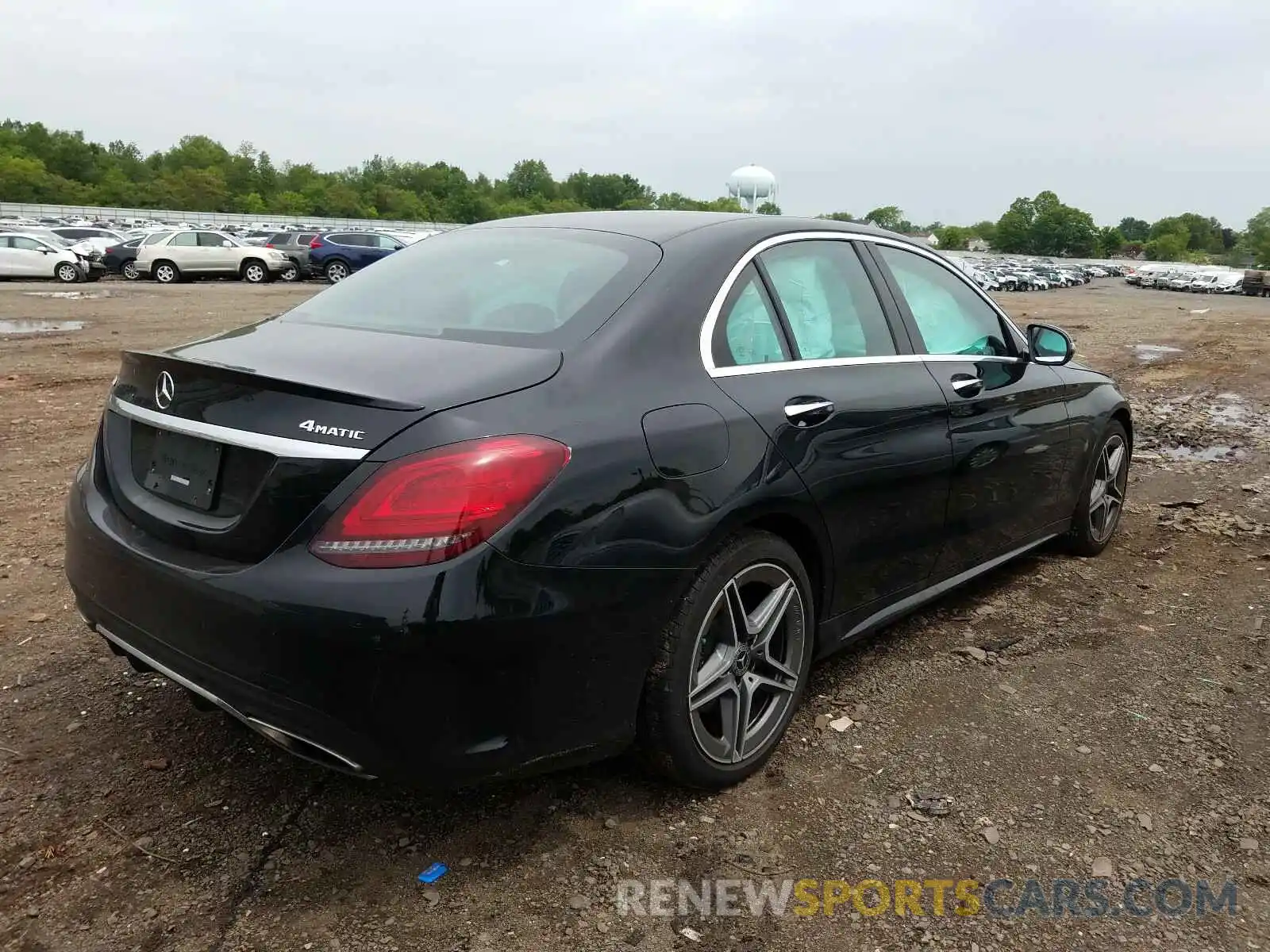 4 Photograph of a damaged car 55SWF8EB0KU313246 MERCEDES-BENZ C CLASS 2019