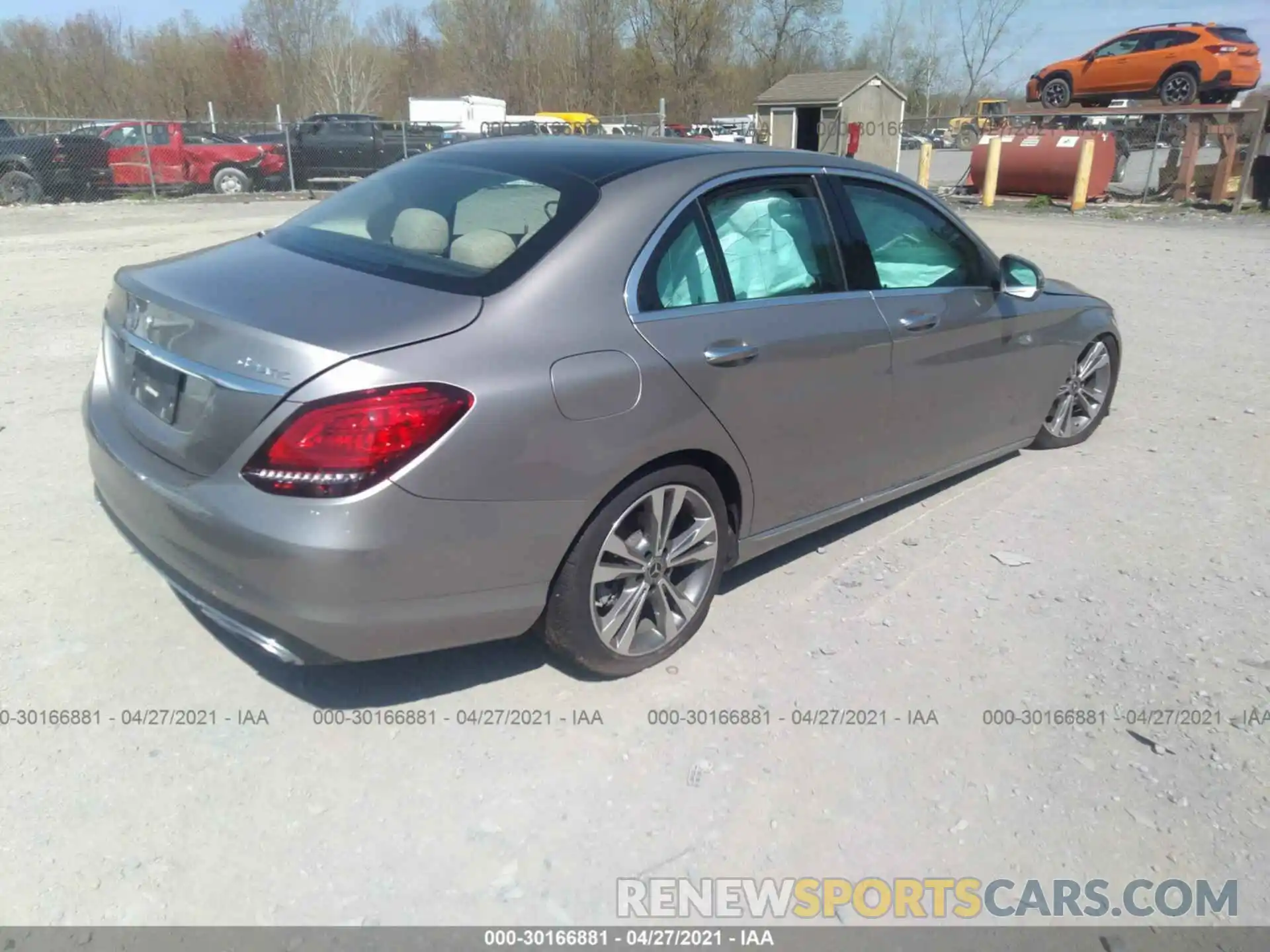 4 Photograph of a damaged car 55SWF8EB0KU313361 MERCEDES-BENZ C-CLASS 2019