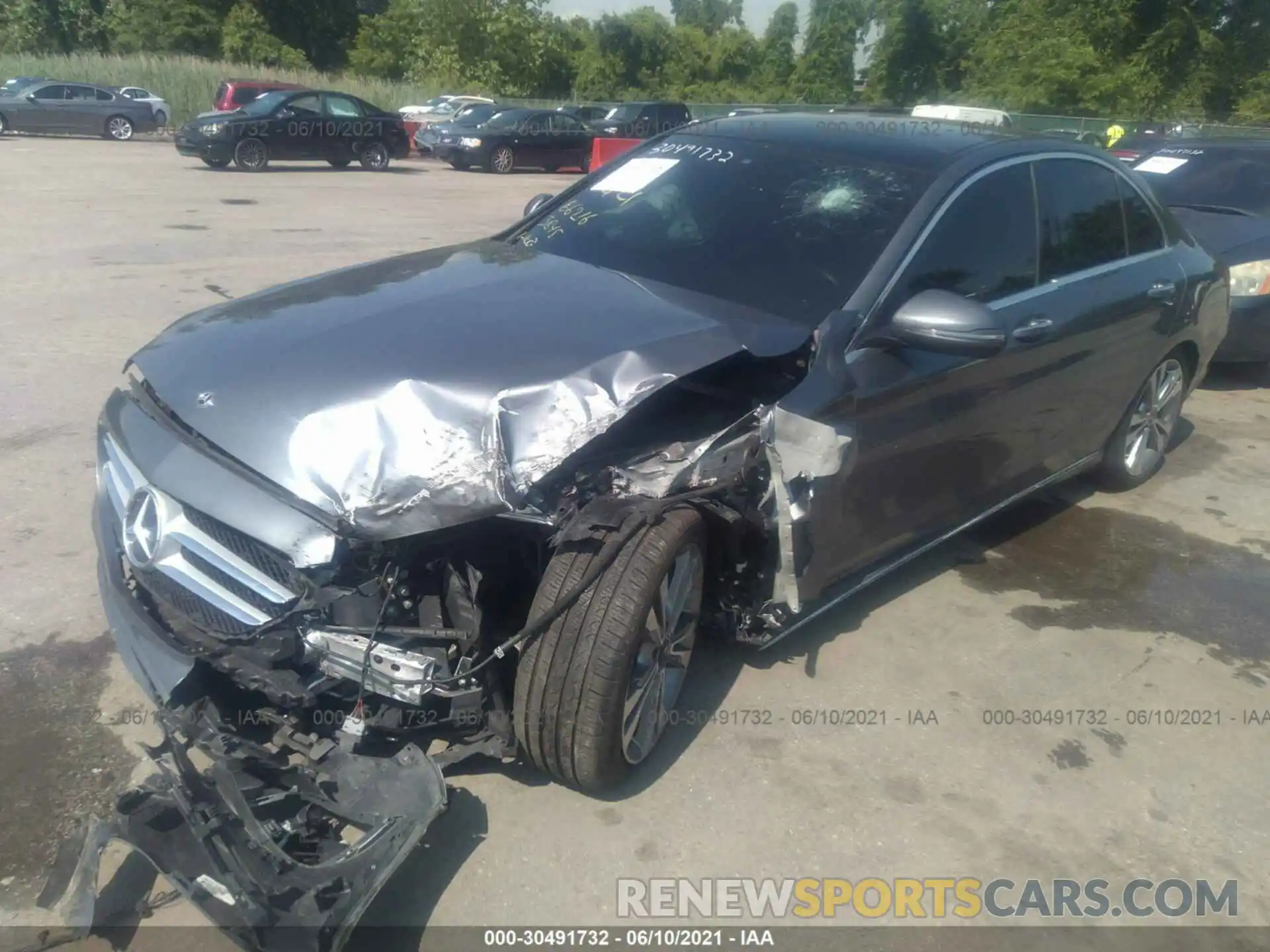 2 Photograph of a damaged car 55SWF8EB0KU313845 MERCEDES-BENZ C-CLASS 2019