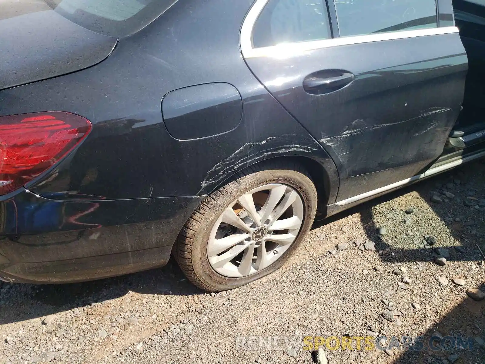 9 Photograph of a damaged car 55SWF8EB0KU316163 MERCEDES-BENZ C-CLASS 2019