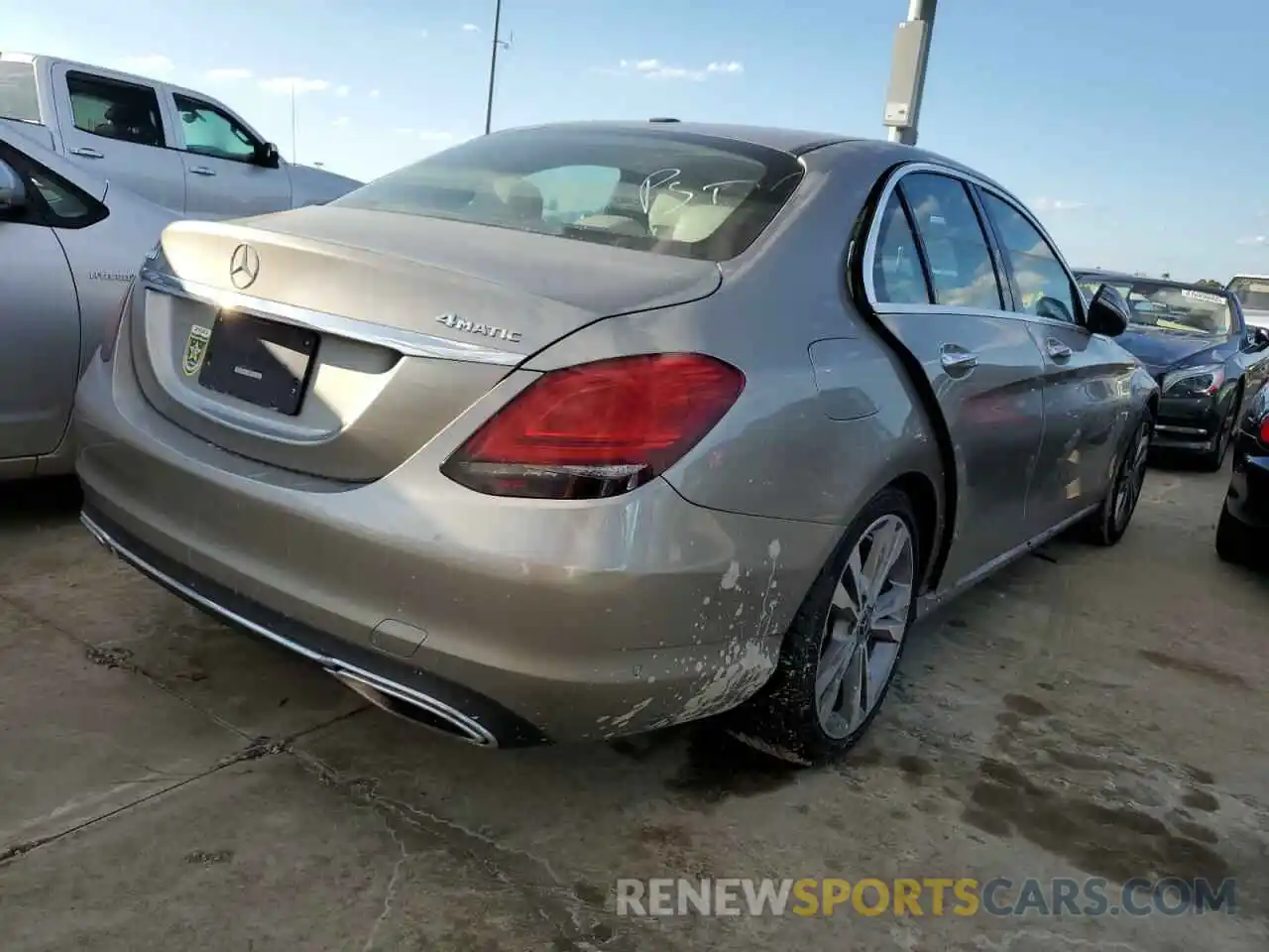 9 Photograph of a damaged car 55SWF8EB0KU316809 MERCEDES-BENZ C-CLASS 2019