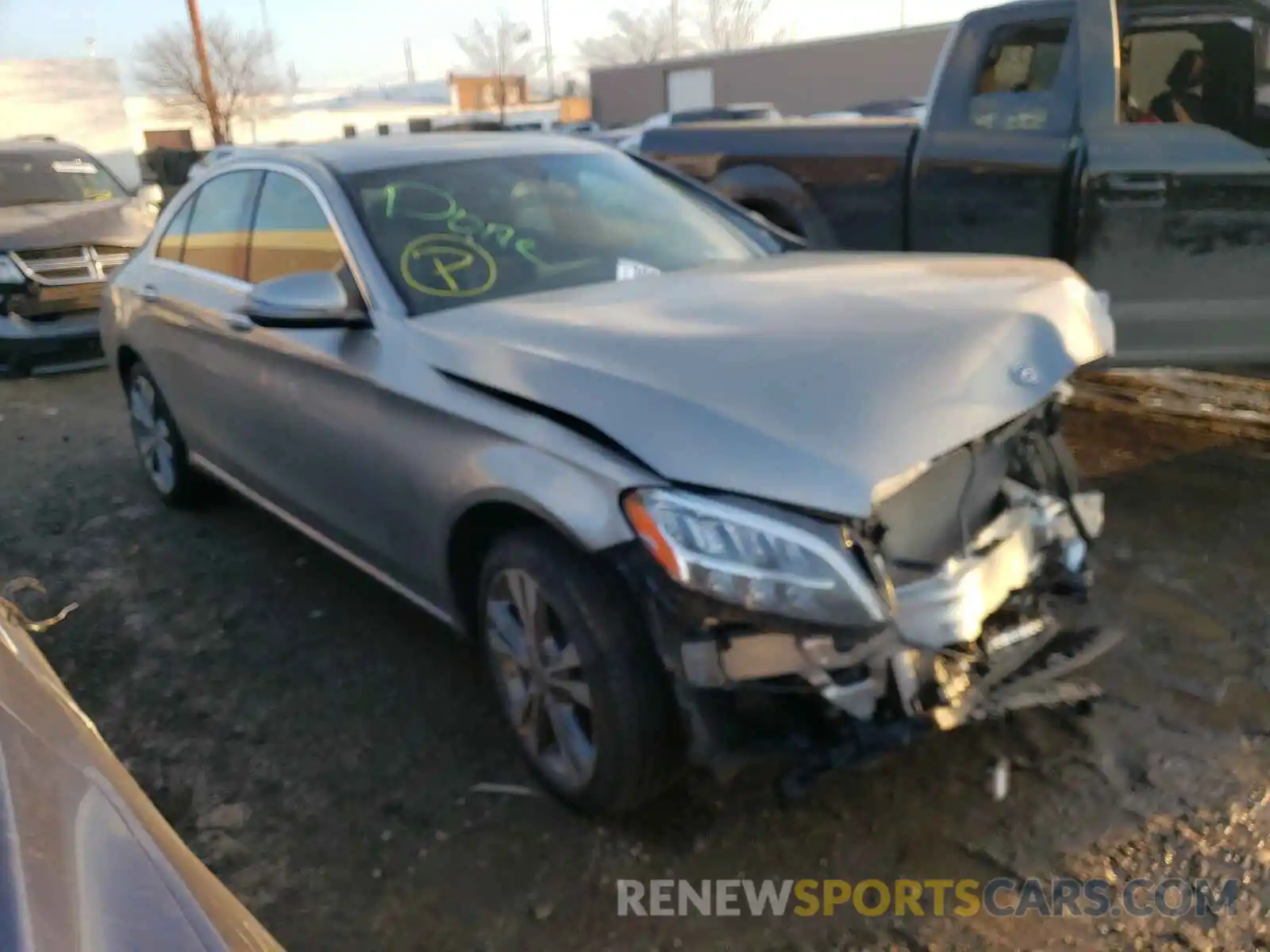 1 Photograph of a damaged car 55SWF8EB0KU317684 MERCEDES-BENZ C CLASS 2019