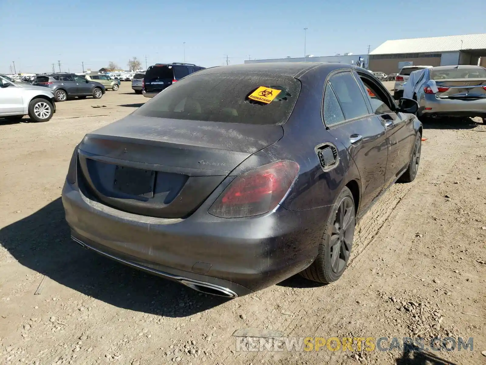 4 Photograph of a damaged car 55SWF8EB1KU285893 MERCEDES-BENZ C CLASS 2019