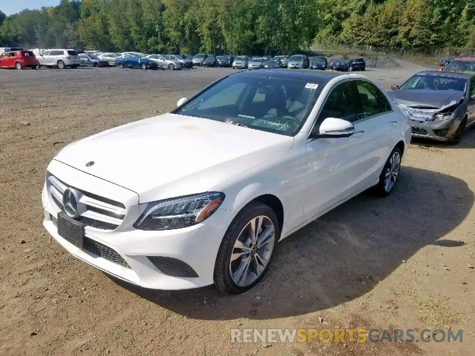 2 Photograph of a damaged car 55SWF8EB1KU288471 MERCEDES-BENZ C CLASS 2019