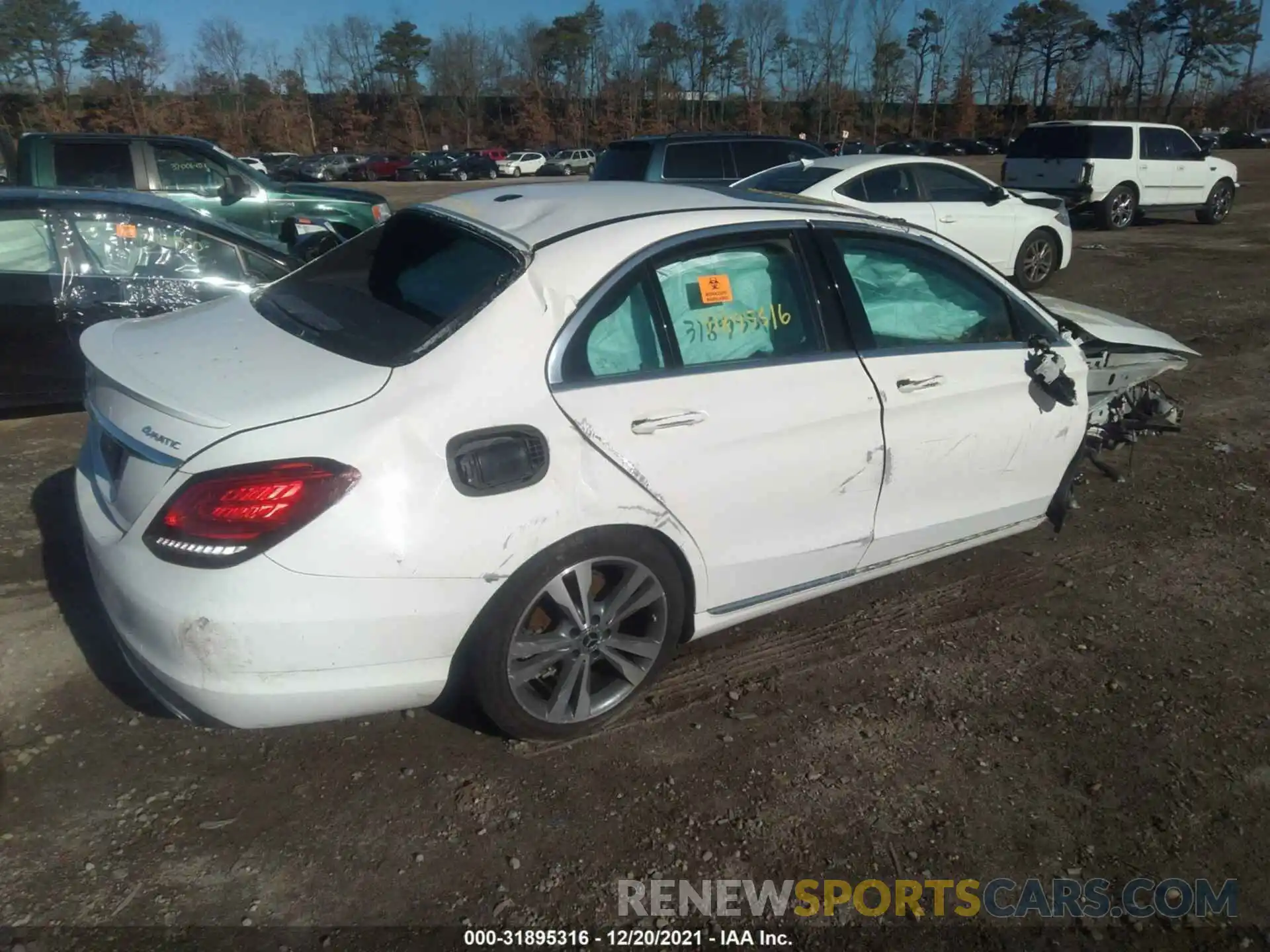 4 Photograph of a damaged car 55SWF8EB1KU291547 MERCEDES-BENZ C-CLASS 2019