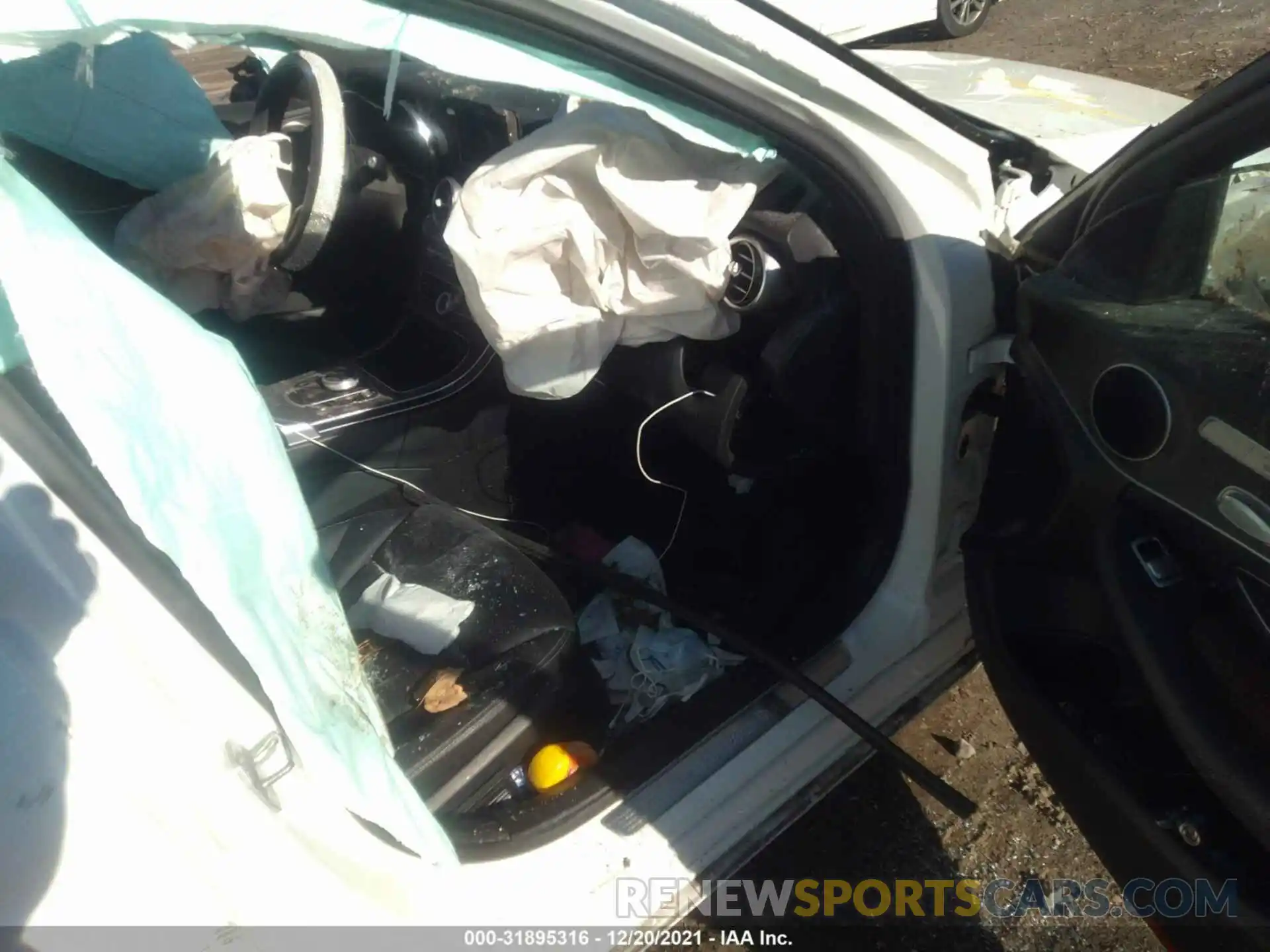 5 Photograph of a damaged car 55SWF8EB1KU291547 MERCEDES-BENZ C-CLASS 2019