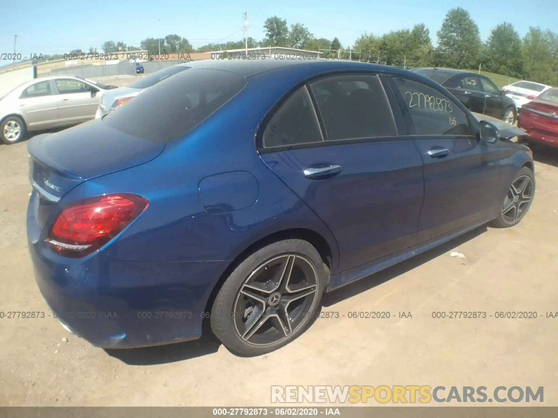 4 Photograph of a damaged car 55SWF8EB1KU293489 MERCEDES-BENZ C-CLASS 2019