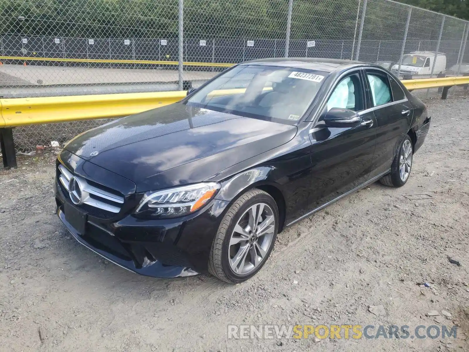 2 Photograph of a damaged car 55SWF8EB1KU302482 MERCEDES-BENZ C CLASS 2019