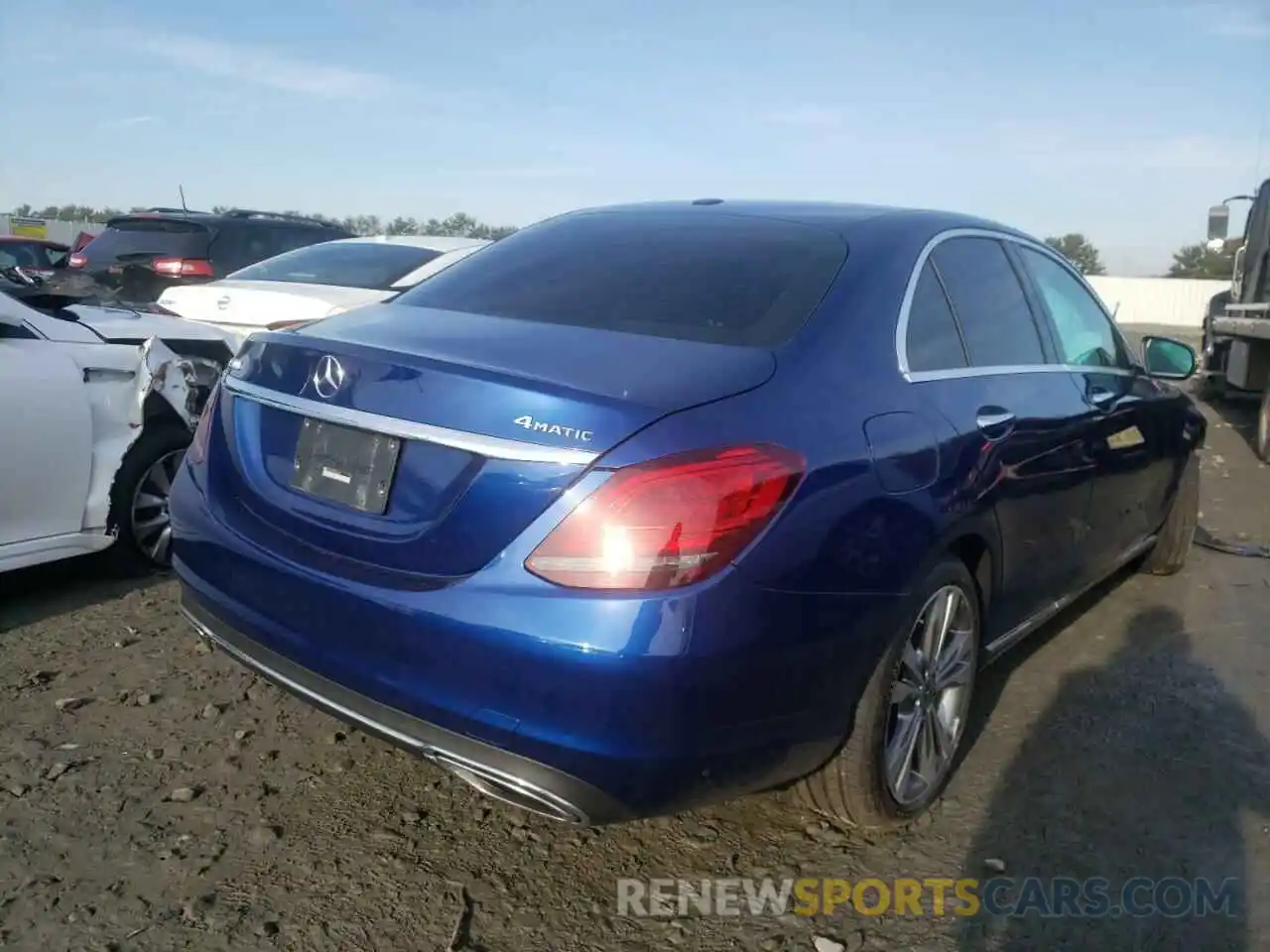 4 Photograph of a damaged car 55SWF8EB1KU302496 MERCEDES-BENZ C-CLASS 2019