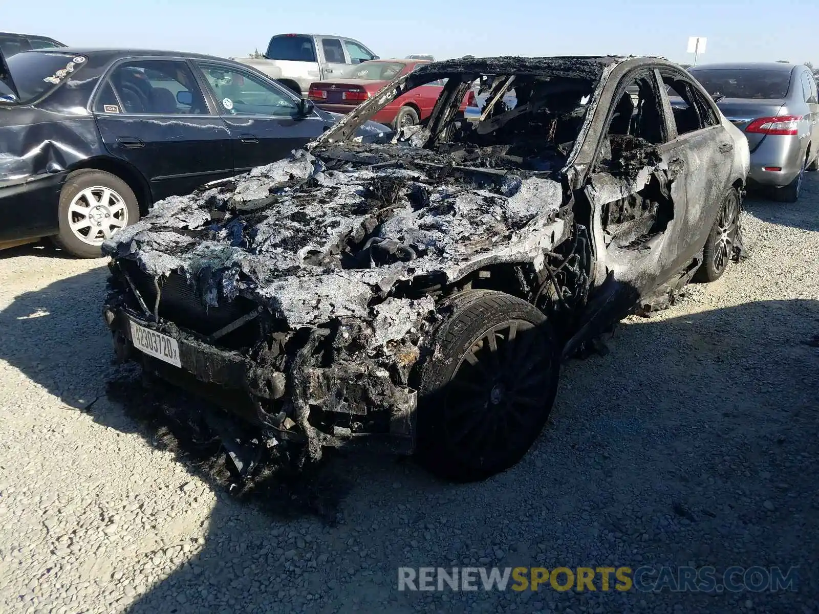 2 Photograph of a damaged car 55SWF8EB1KU305737 MERCEDES-BENZ C CLASS 2019