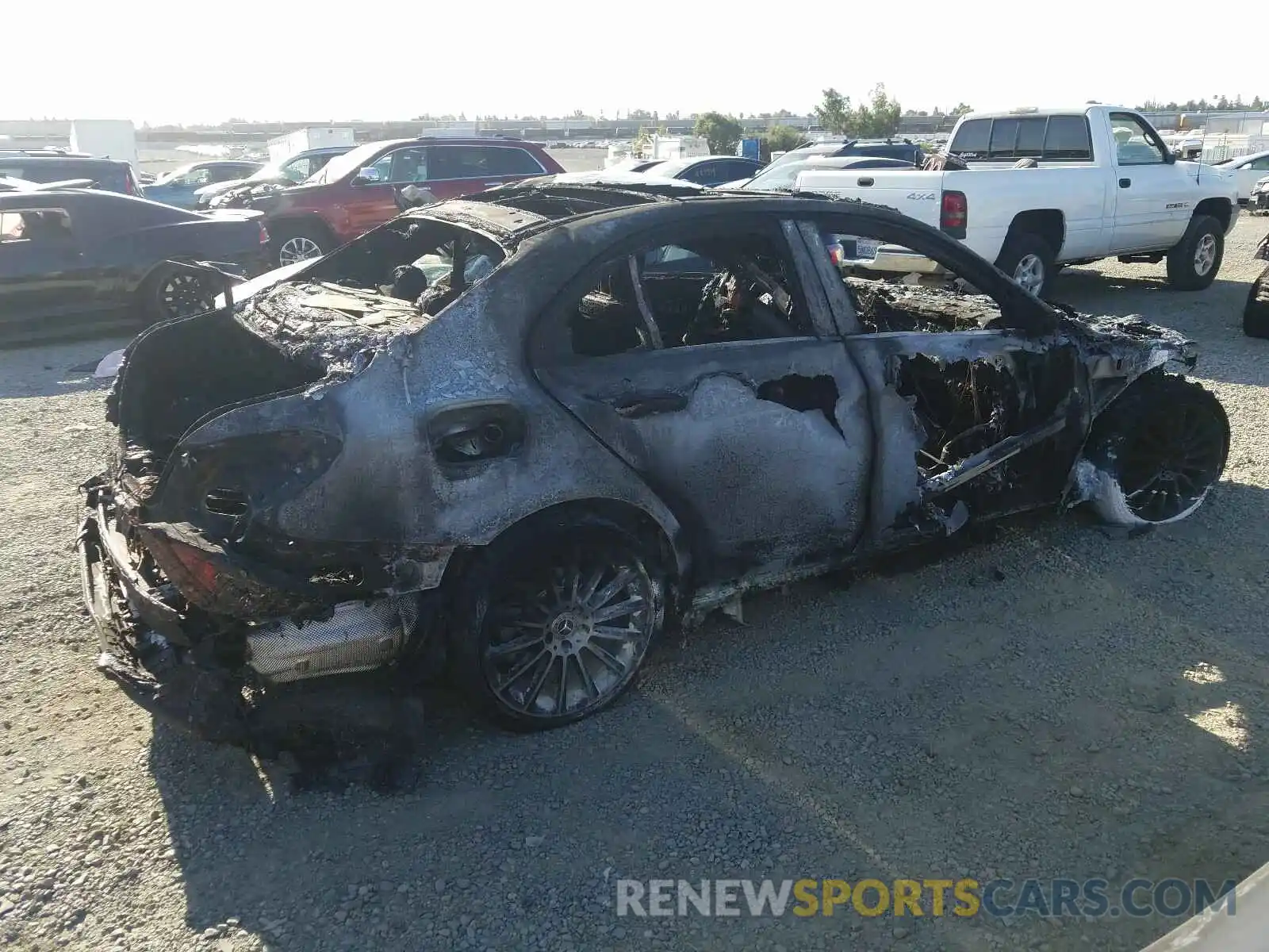 9 Photograph of a damaged car 55SWF8EB1KU305737 MERCEDES-BENZ C CLASS 2019