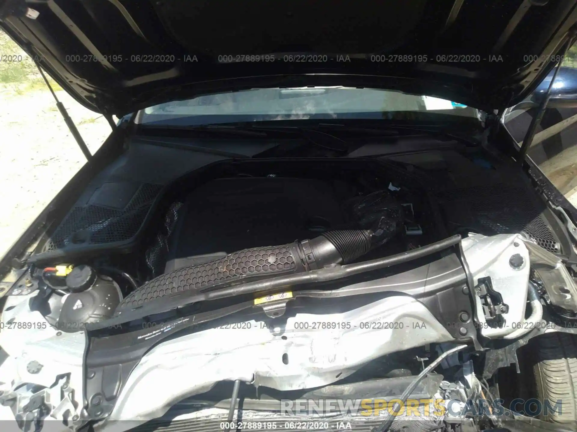 10 Фотография поврежденного автомобиля 55SWF8EB1KU313448 MERCEDES-BENZ C-CLASS 2019