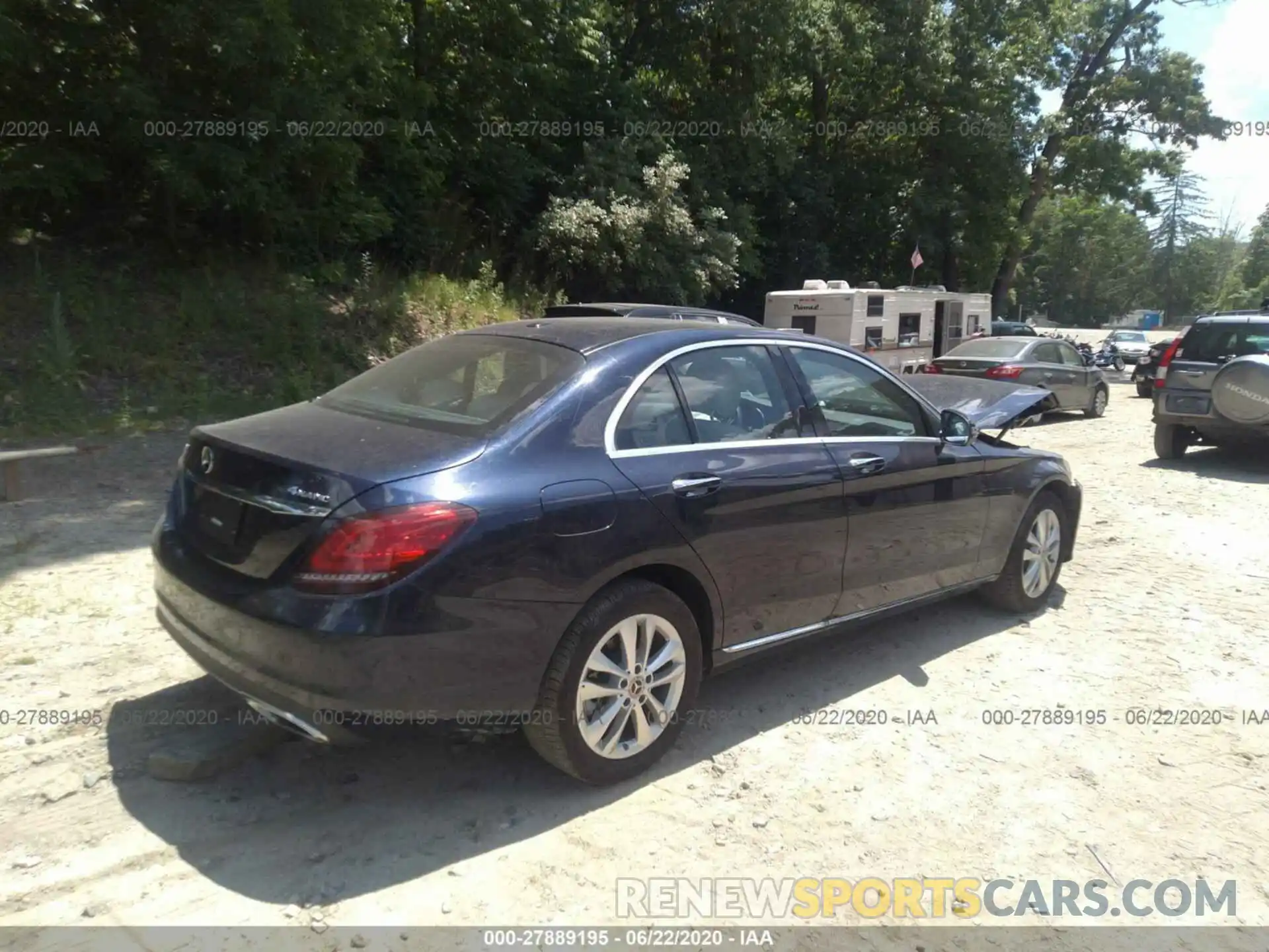 4 Photograph of a damaged car 55SWF8EB1KU313448 MERCEDES-BENZ C-CLASS 2019