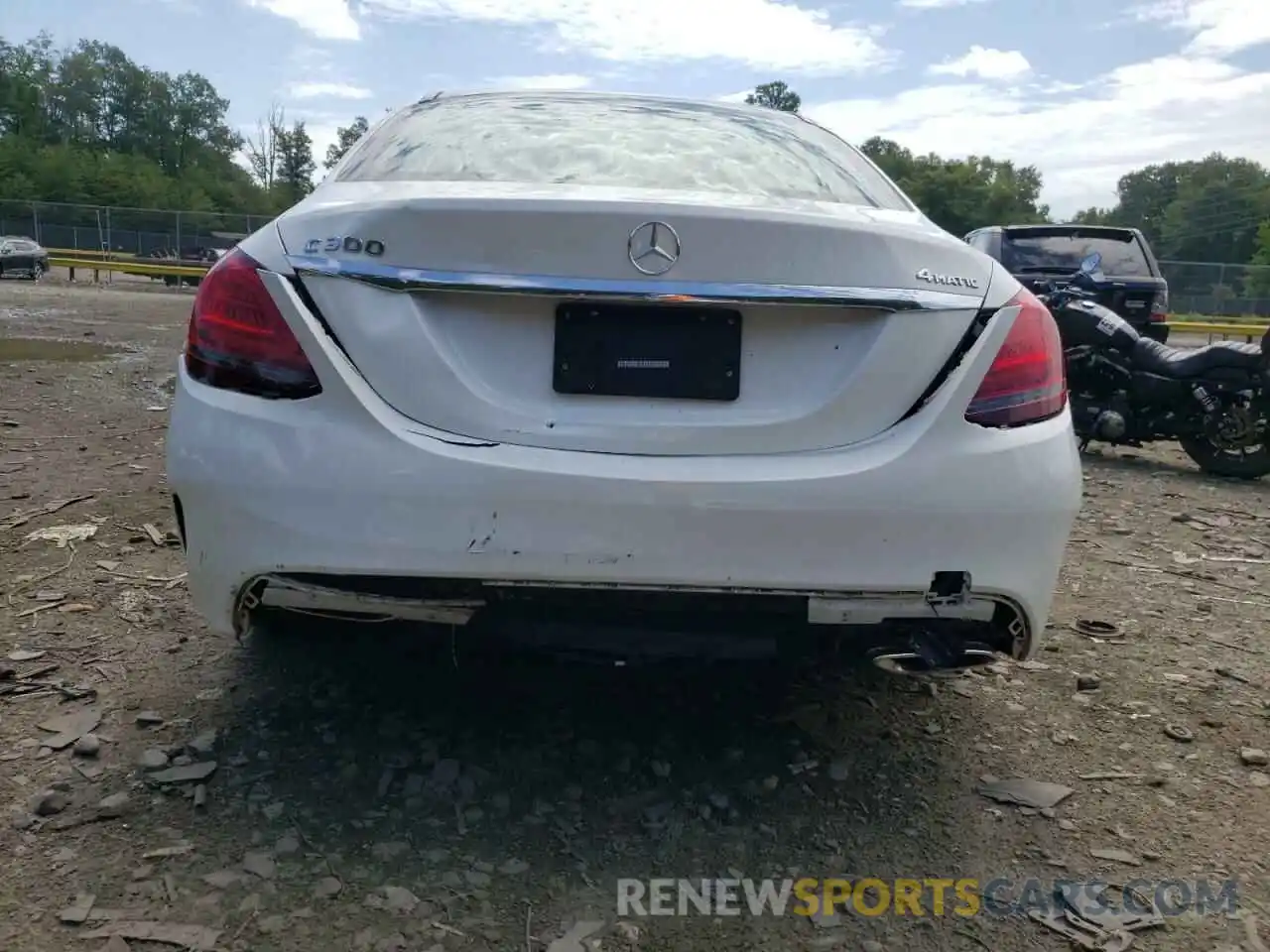 9 Photograph of a damaged car 55SWF8EB1KU316222 MERCEDES-BENZ C-CLASS 2019