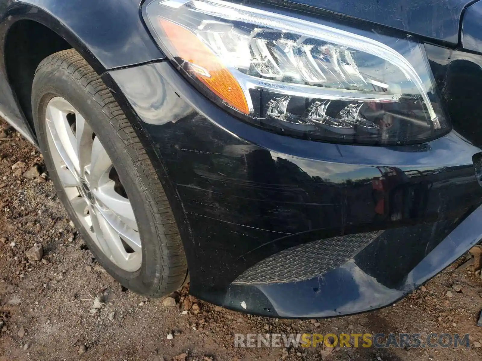 9 Photograph of a damaged car 55SWF8EB1KU316382 MERCEDES-BENZ C CLASS 2019