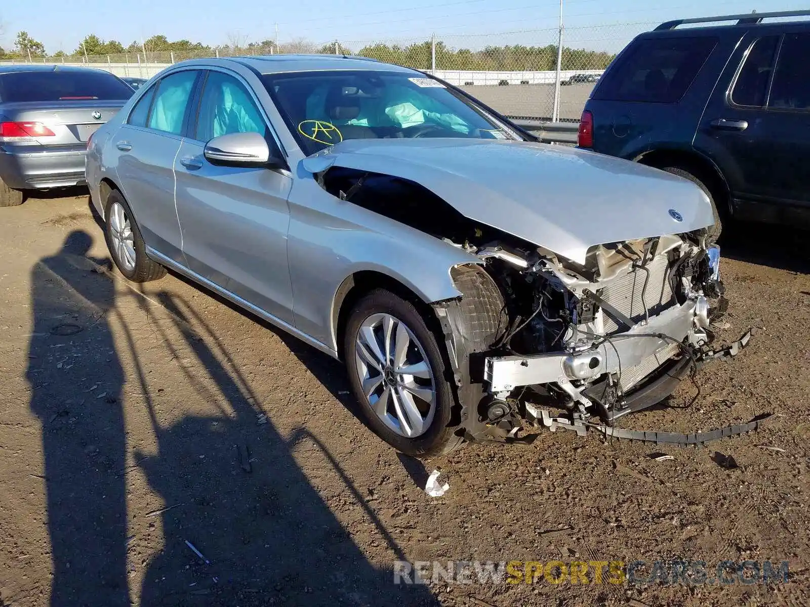 1 Photograph of a damaged car 55SWF8EB1KU319296 MERCEDES-BENZ C CLASS 2019