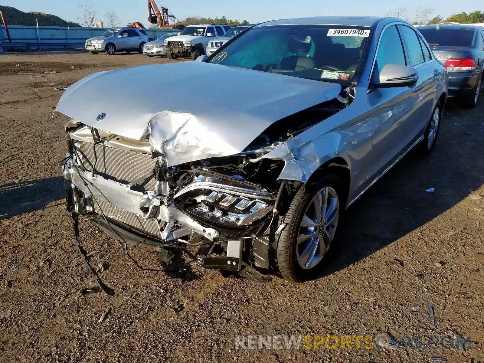 2 Photograph of a damaged car 55SWF8EB1KU319296 MERCEDES-BENZ C CLASS 2019