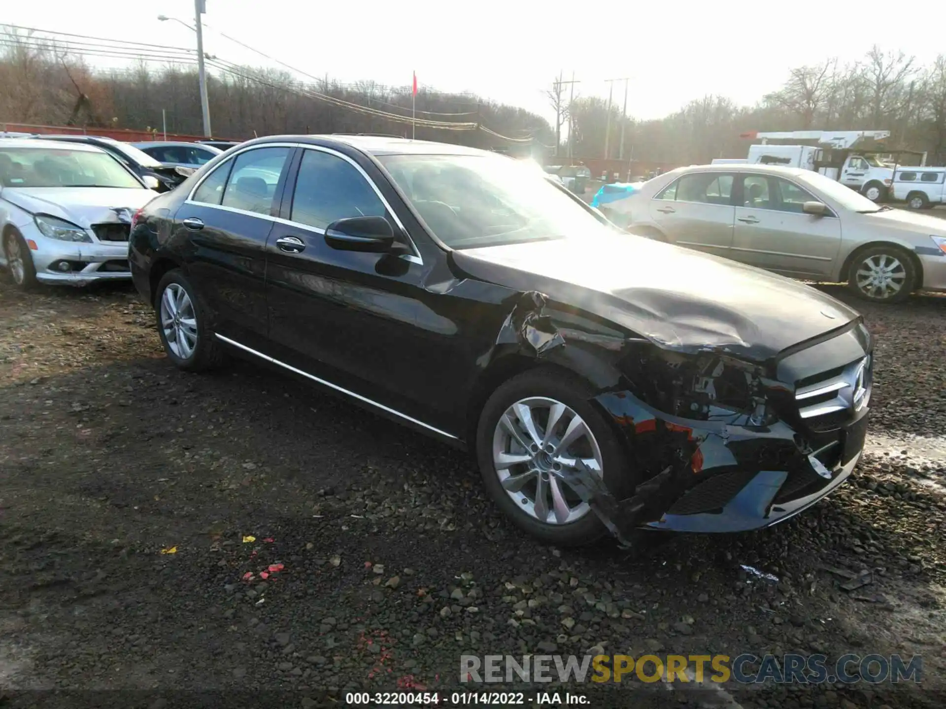 1 Photograph of a damaged car 55SWF8EB1KU320870 MERCEDES-BENZ C-CLASS 2019