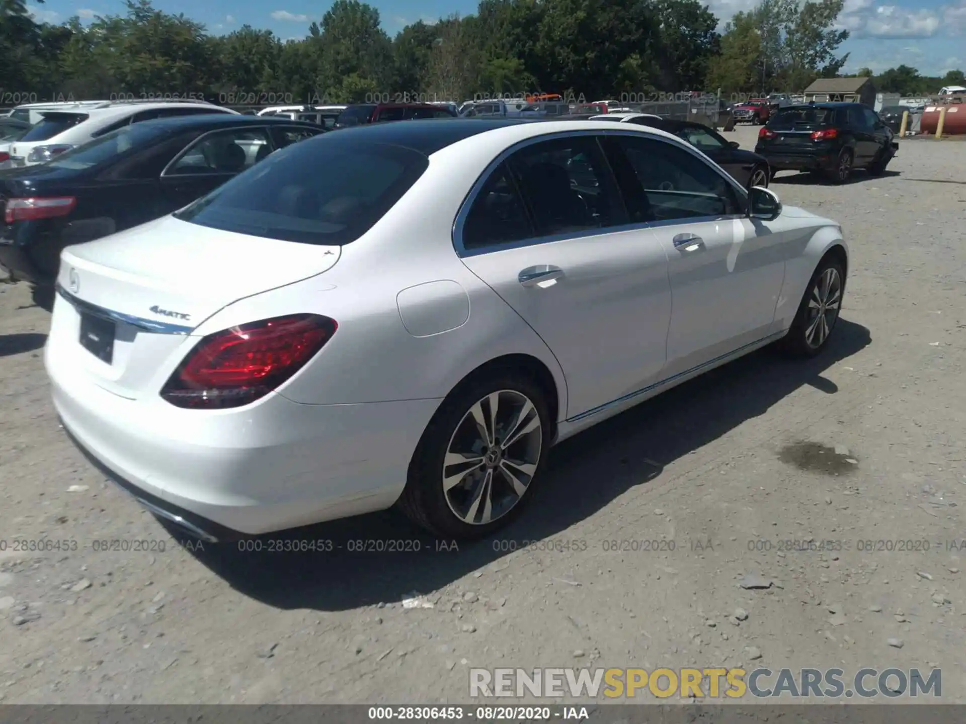 4 Photograph of a damaged car 55SWF8EB2KU284798 MERCEDES-BENZ C-CLASS 2019