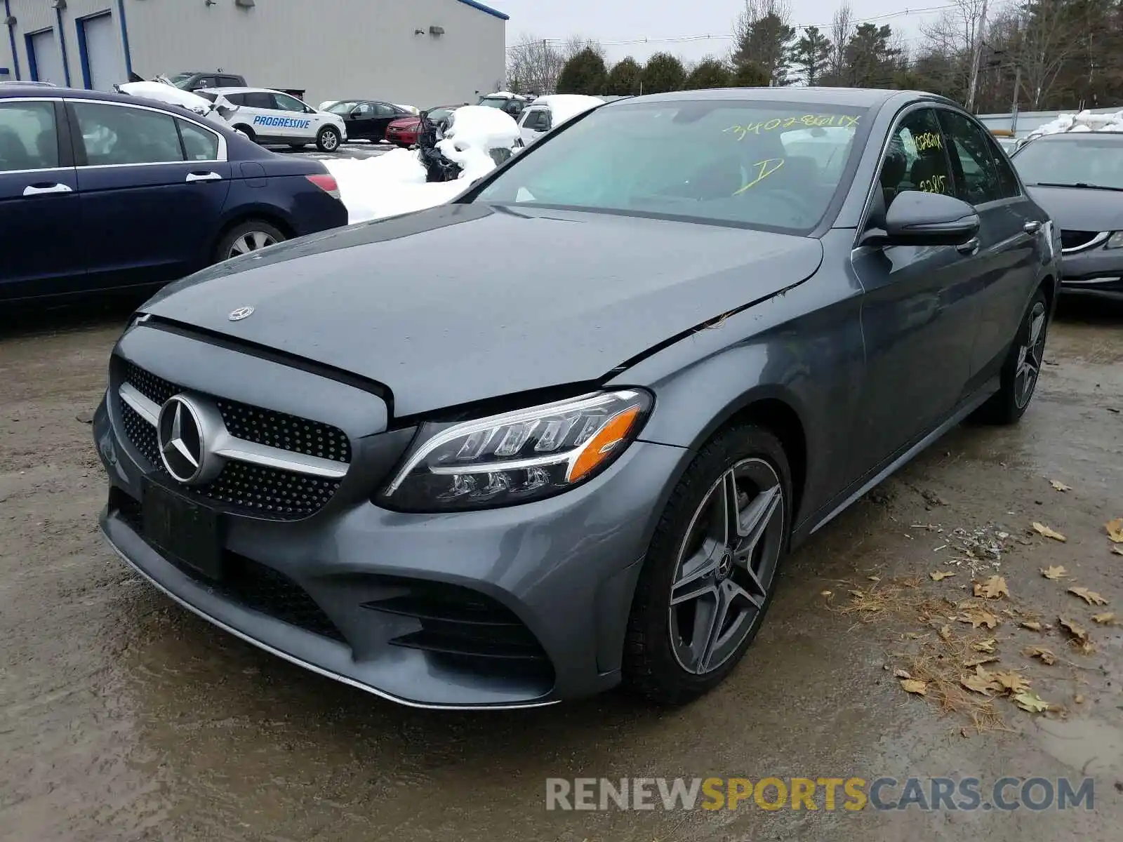 2 Photograph of a damaged car 55SWF8EB2KU290245 MERCEDES-BENZ C CLASS 2019