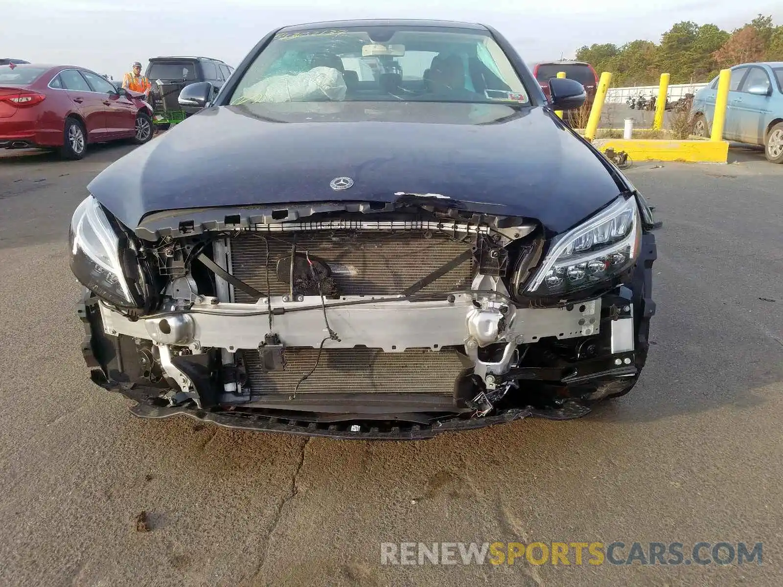 7 Photograph of a damaged car 55SWF8EB2KU294487 MERCEDES-BENZ C CLASS 2019