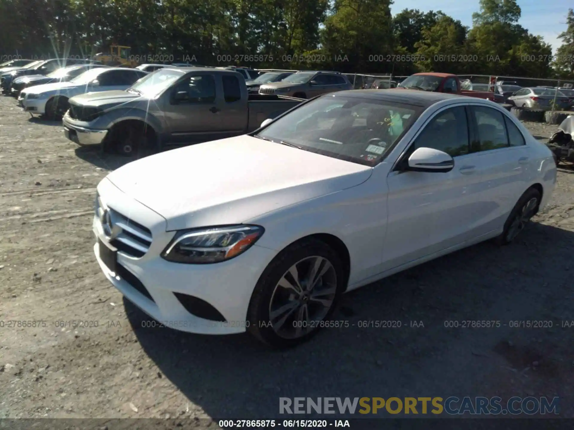 2 Photograph of a damaged car 55SWF8EB2KU300580 MERCEDES-BENZ C-CLASS 2019