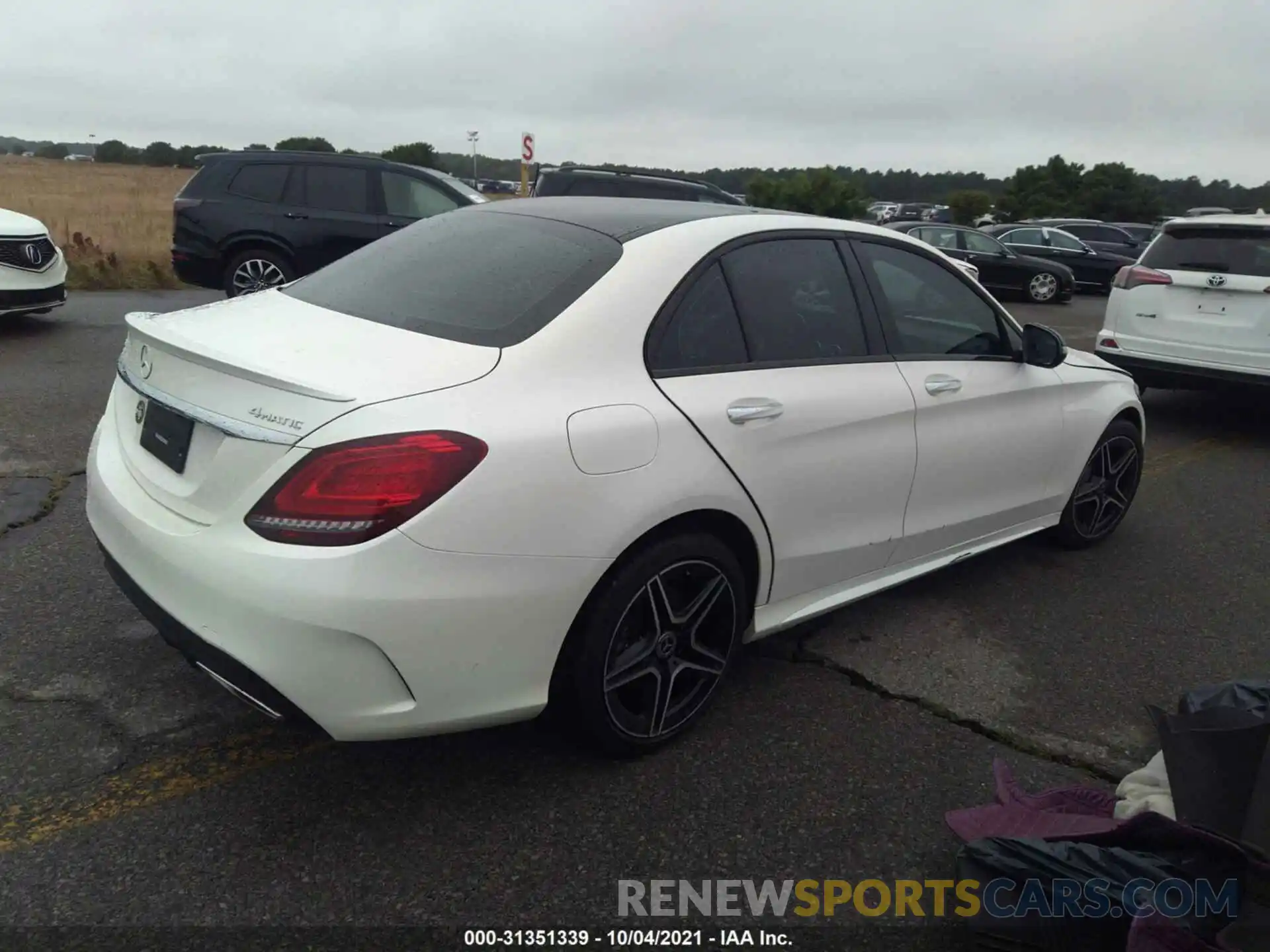 4 Photograph of a damaged car 55SWF8EB2KU308663 MERCEDES-BENZ C-CLASS 2019