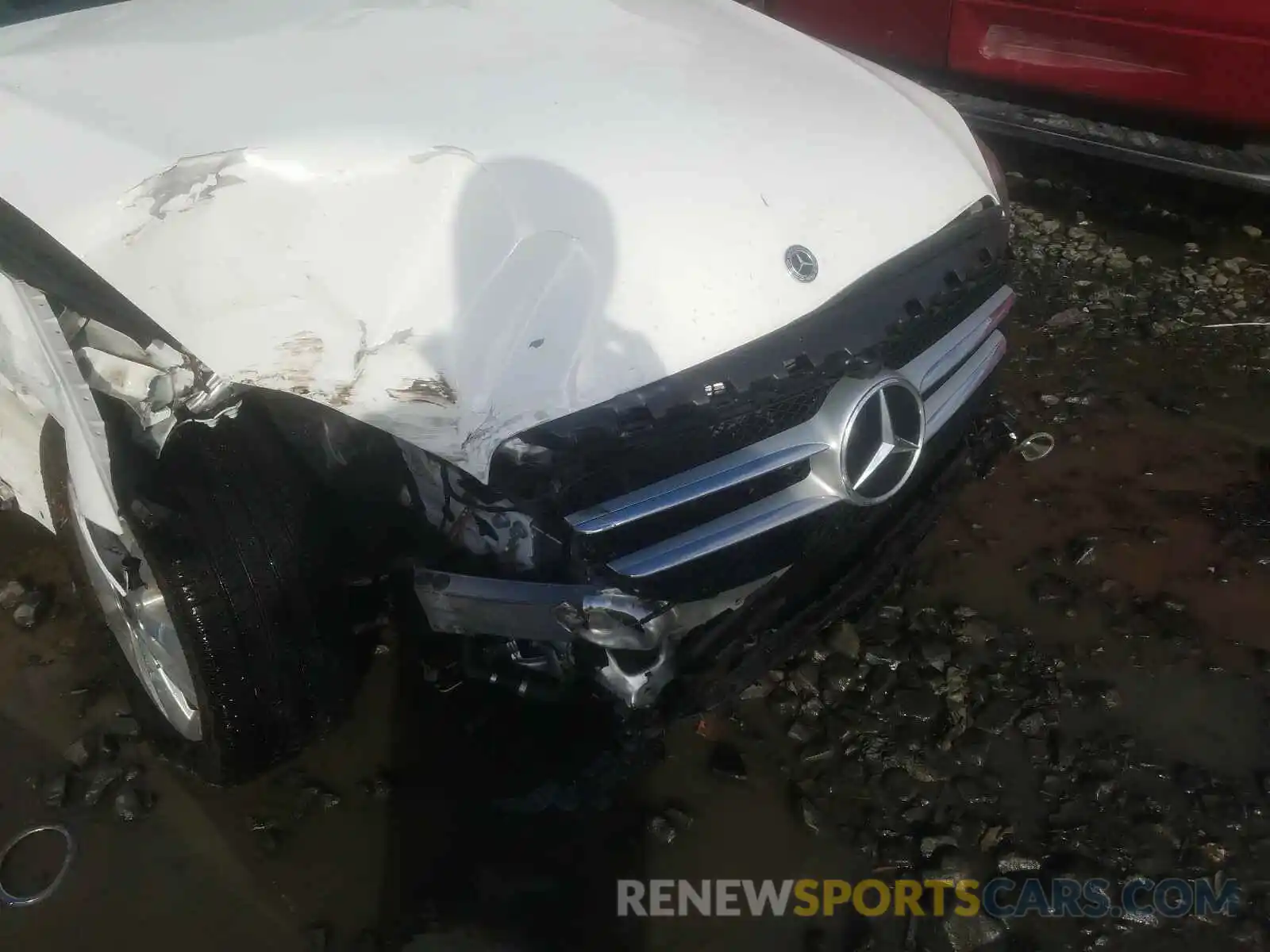 9 Photograph of a damaged car 55SWF8EB2KU312020 MERCEDES-BENZ C CLASS 2019