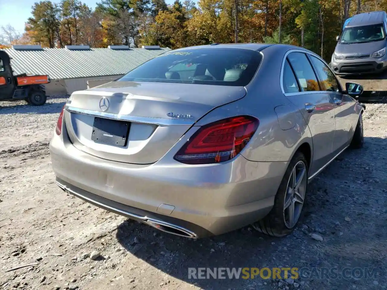 4 Photograph of a damaged car 55SWF8EB2KU315192 MERCEDES-BENZ C-CLASS 2019