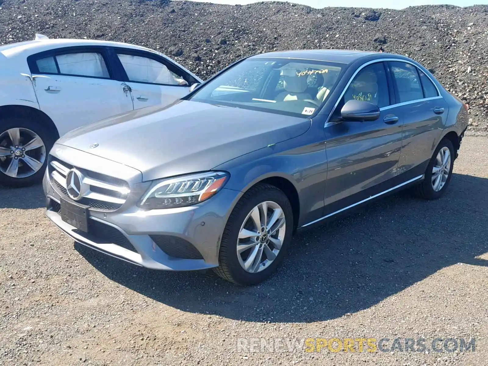 2 Photograph of a damaged car 55SWF8EB2KU315497 MERCEDES-BENZ C CLASS 2019