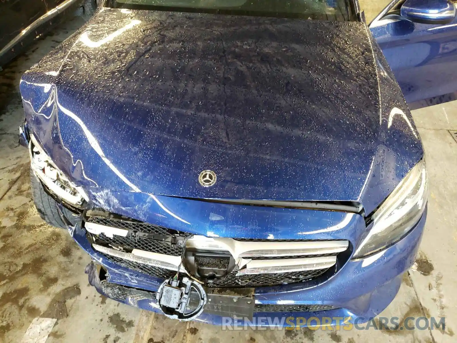 7 Photograph of a damaged car 55SWF8EB2KU319260 MERCEDES-BENZ C CLASS 2019