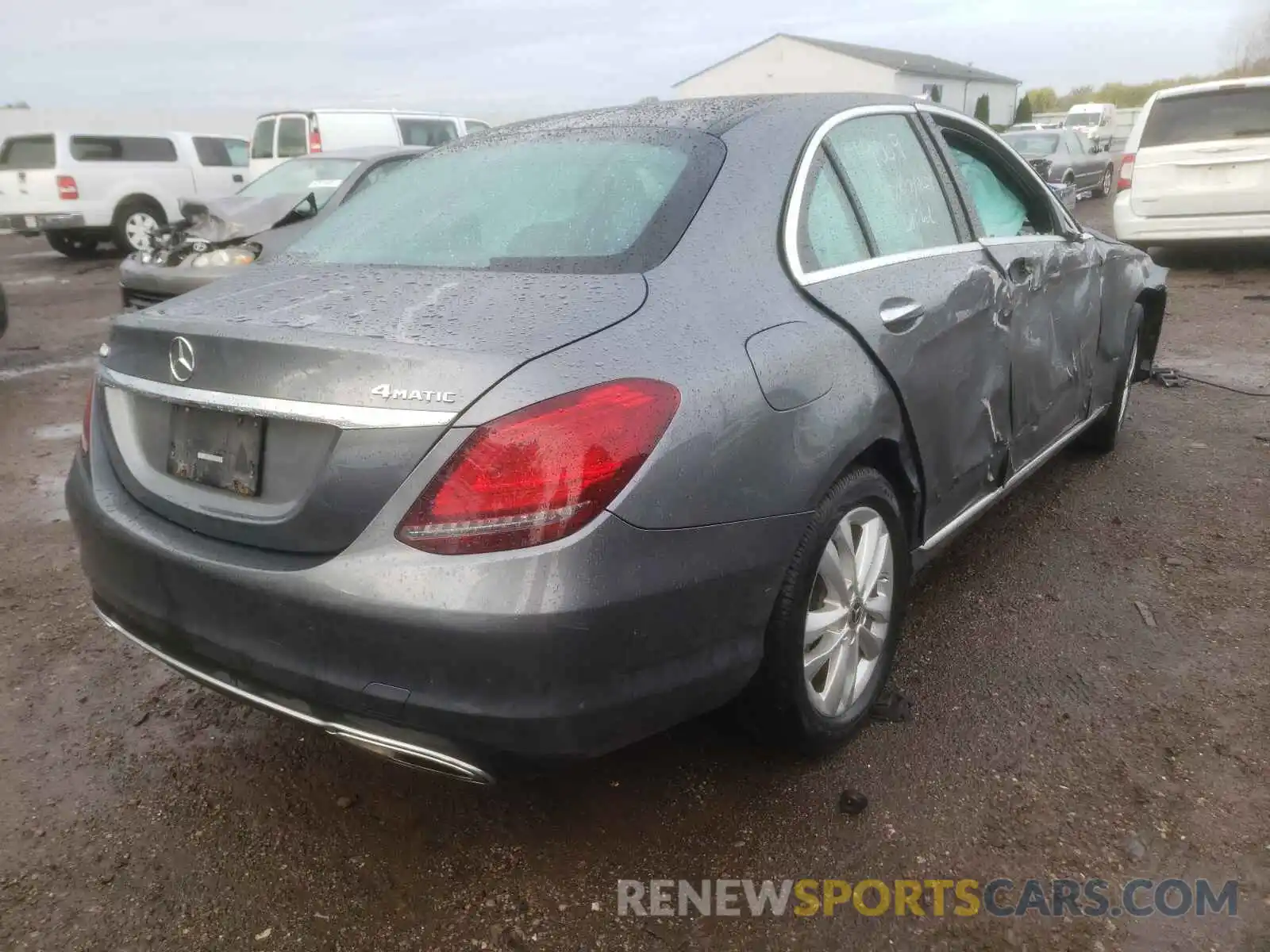 4 Photograph of a damaged car 55SWF8EB2KU322028 MERCEDES-BENZ C-CLASS 2019