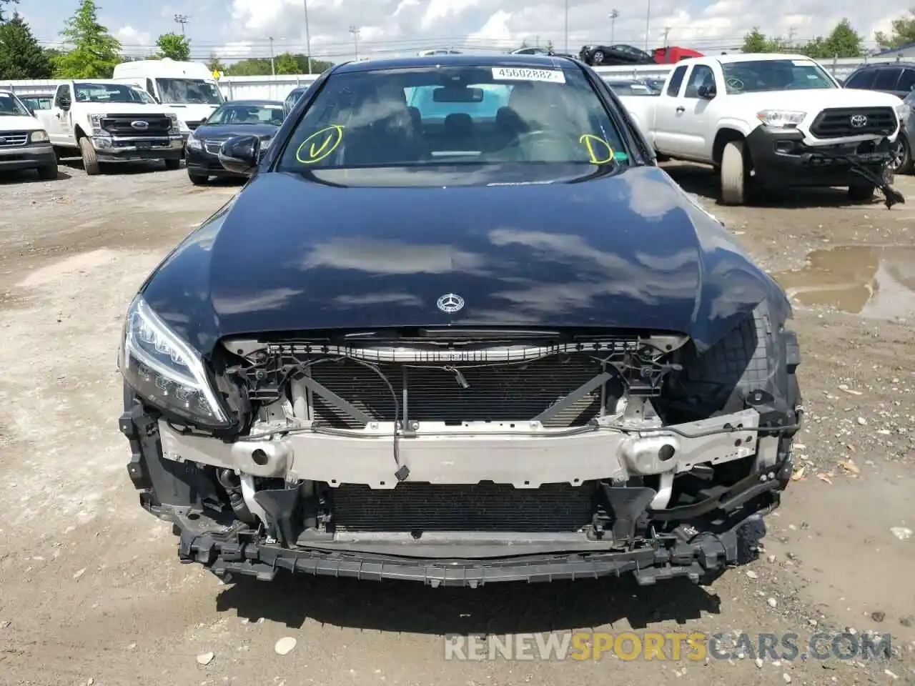 9 Photograph of a damaged car 55SWF8EB3KU286592 MERCEDES-BENZ C-CLASS 2019