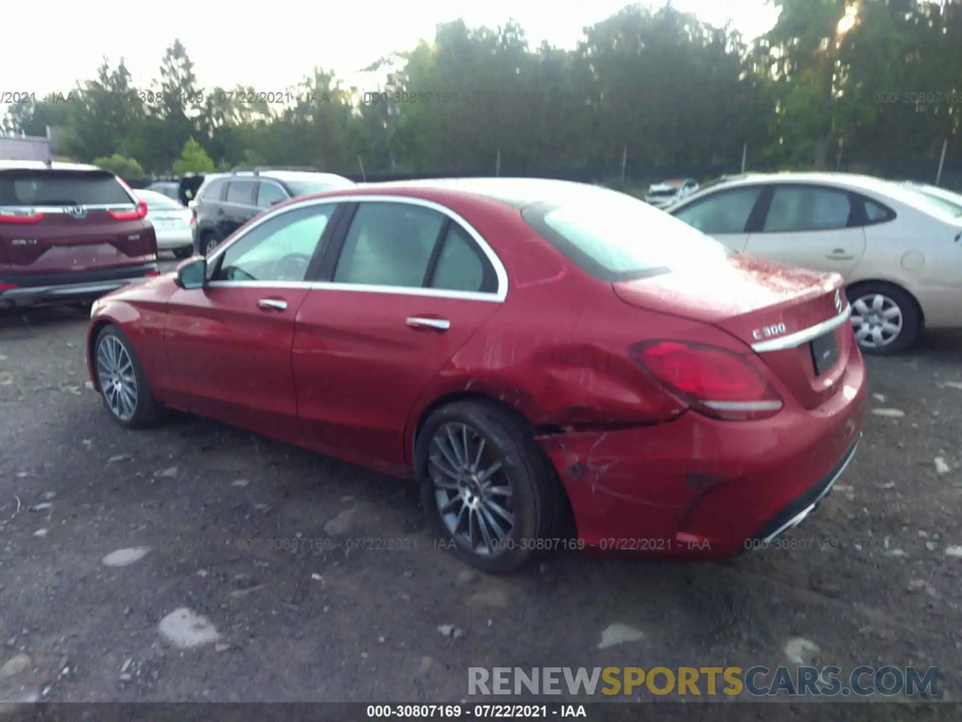 3 Photograph of a damaged car 55SWF8EB3KU308252 MERCEDES-BENZ C-CLASS 2019