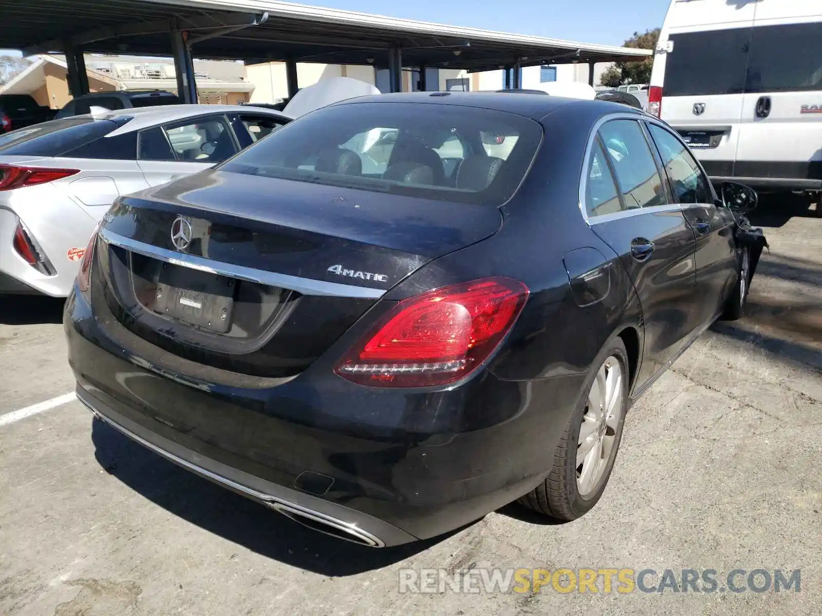 4 Photograph of a damaged car 55SWF8EB3KU315766 MERCEDES-BENZ C-CLASS 2019