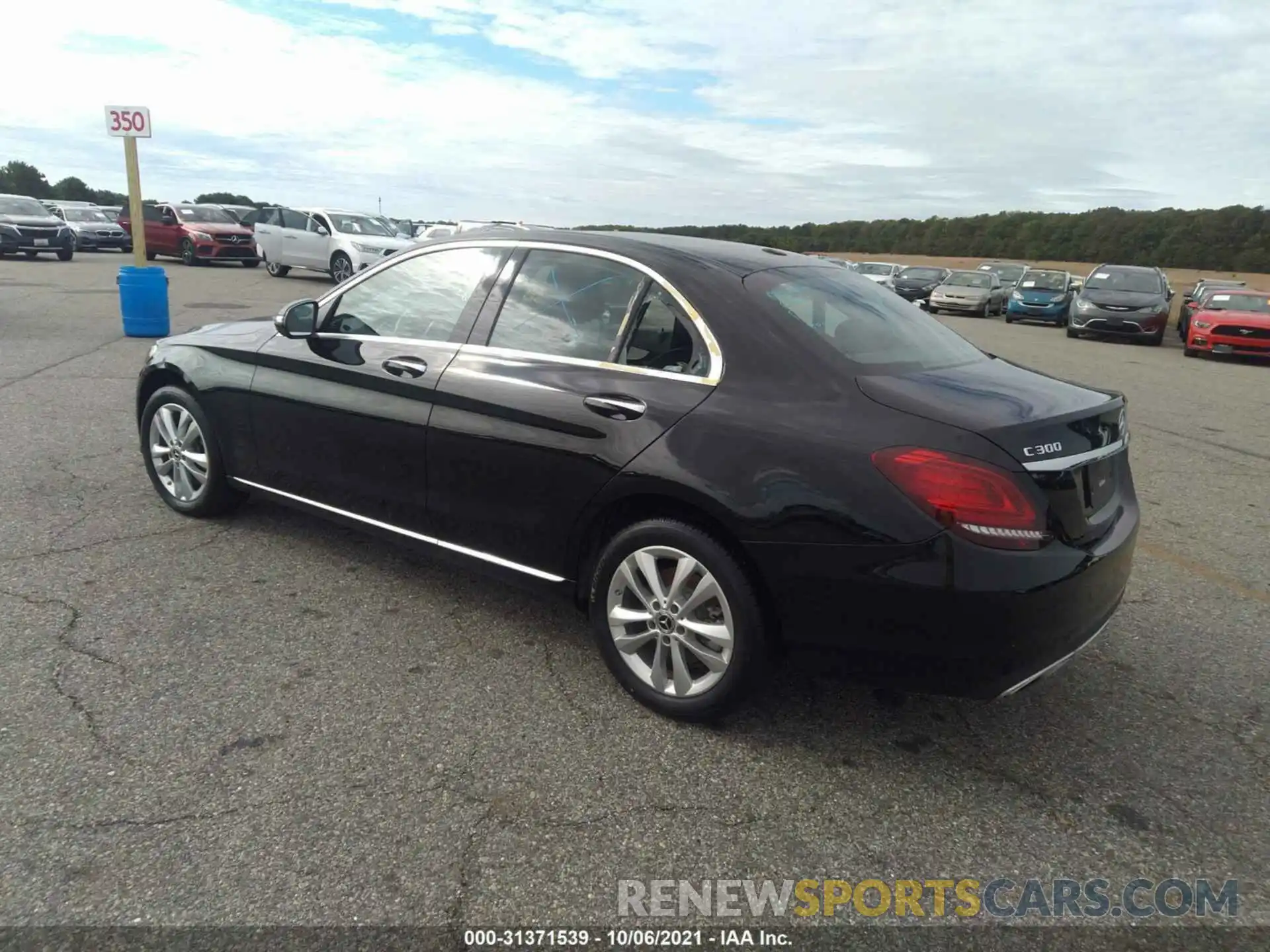 3 Photograph of a damaged car 55SWF8EB3KU319378 MERCEDES-BENZ C-CLASS 2019